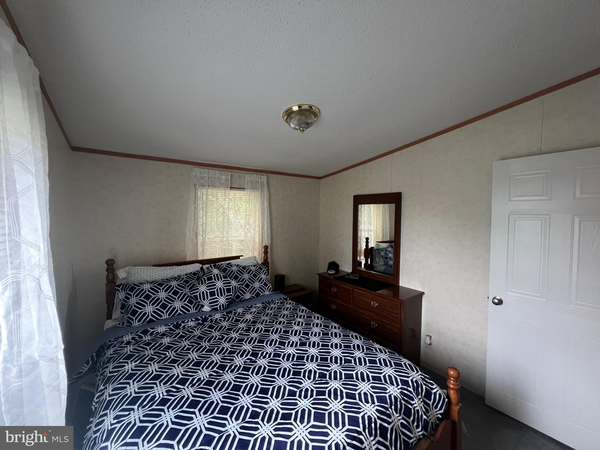 NONE UNRESTRICTED - Residential