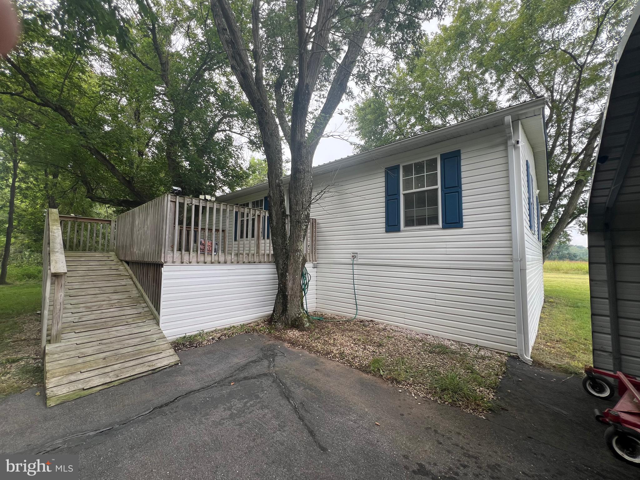 NONE UNRESTRICTED - Residential