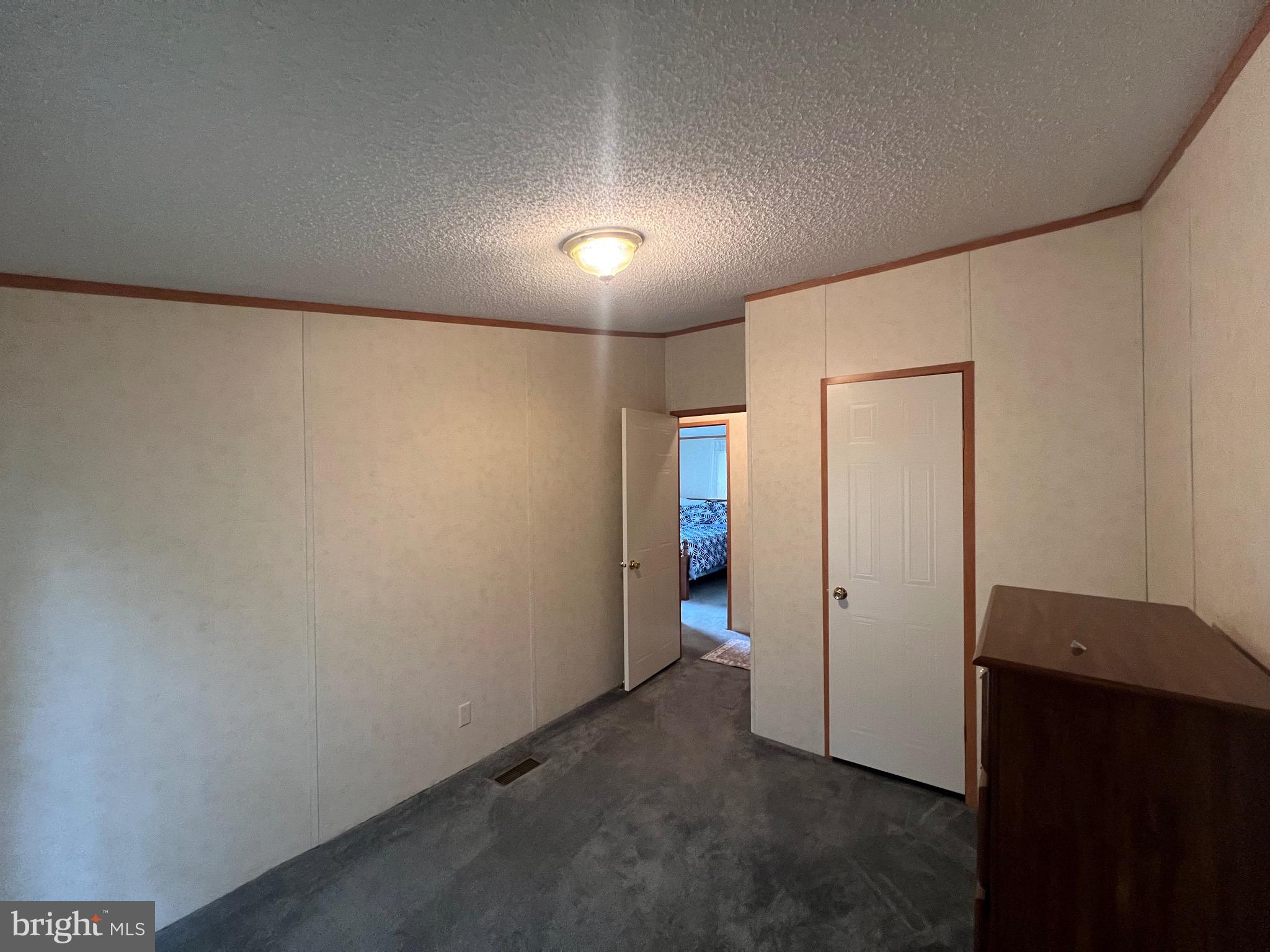 NONE UNRESTRICTED - Residential