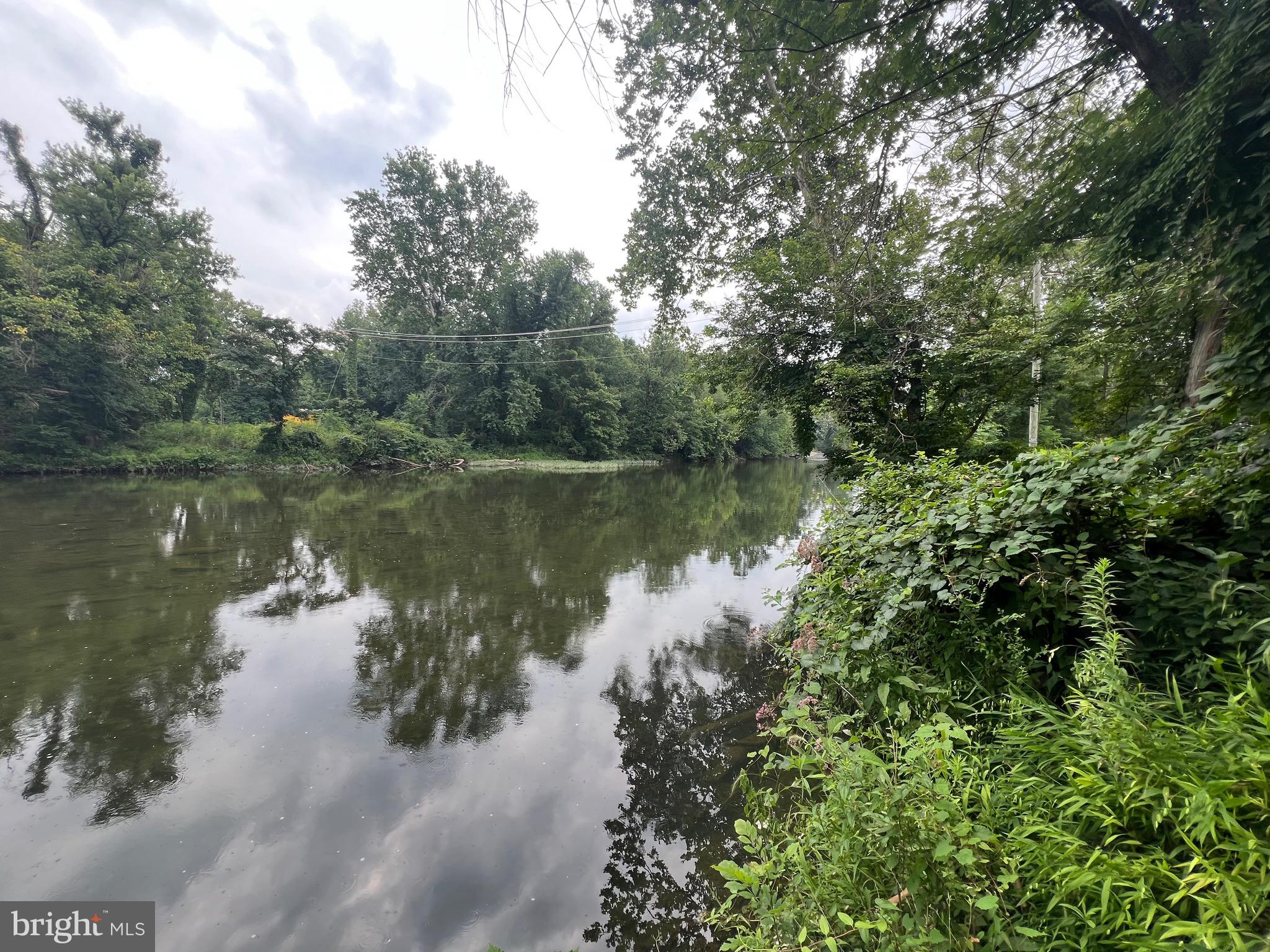 NONE UNRESTRICTED - Residential