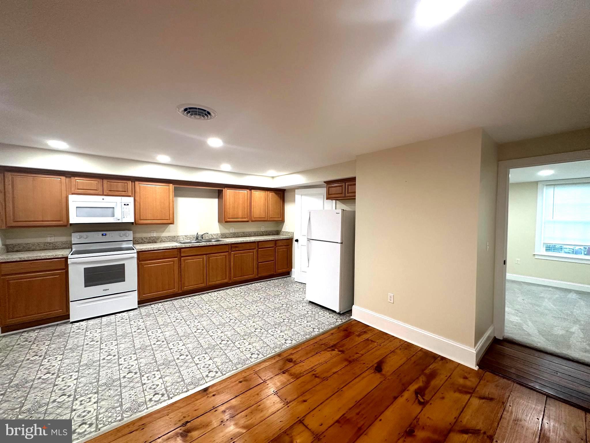 BOONSBORO - Residential Lease