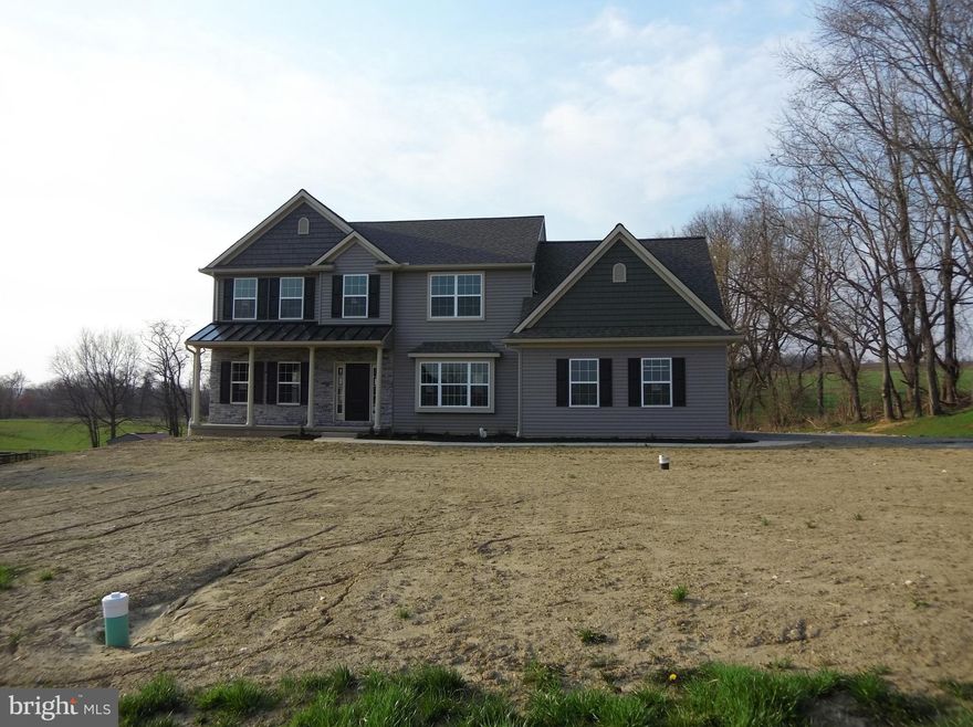 BRAND NEW 4 BEDROOM, 2.5 BATH HOME BUILT BY LANCASTER HOME BUILDERS. HARDWOOD FLOORS THROUGHOUT FIRST FLOOR (LESS MUDROOM). KITCHEN WITH SS APPLIANCES, 6' ISLAND, AND GRANITE COUNTER-TOPS.  FIREPLACE IN FAMILY ROOM.