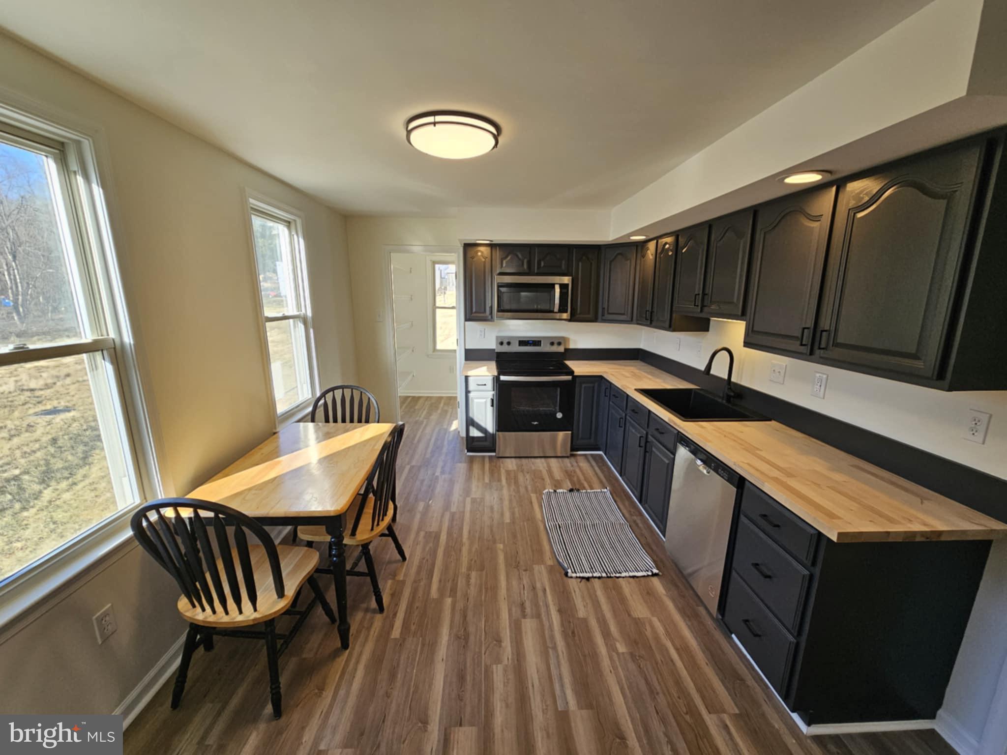 DOWNTOWN BRUNSWICK - Residential