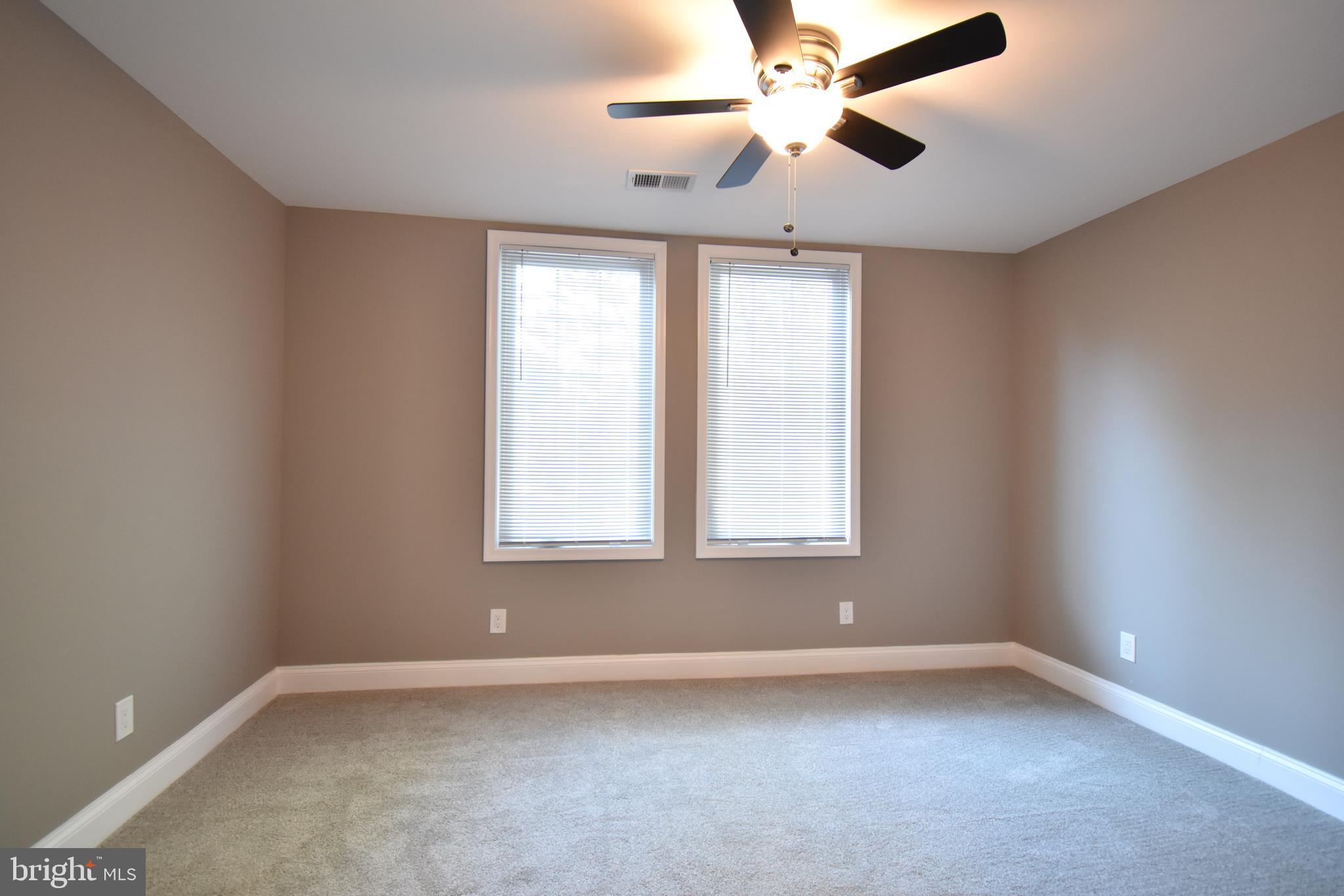 LINGANORE - Residential