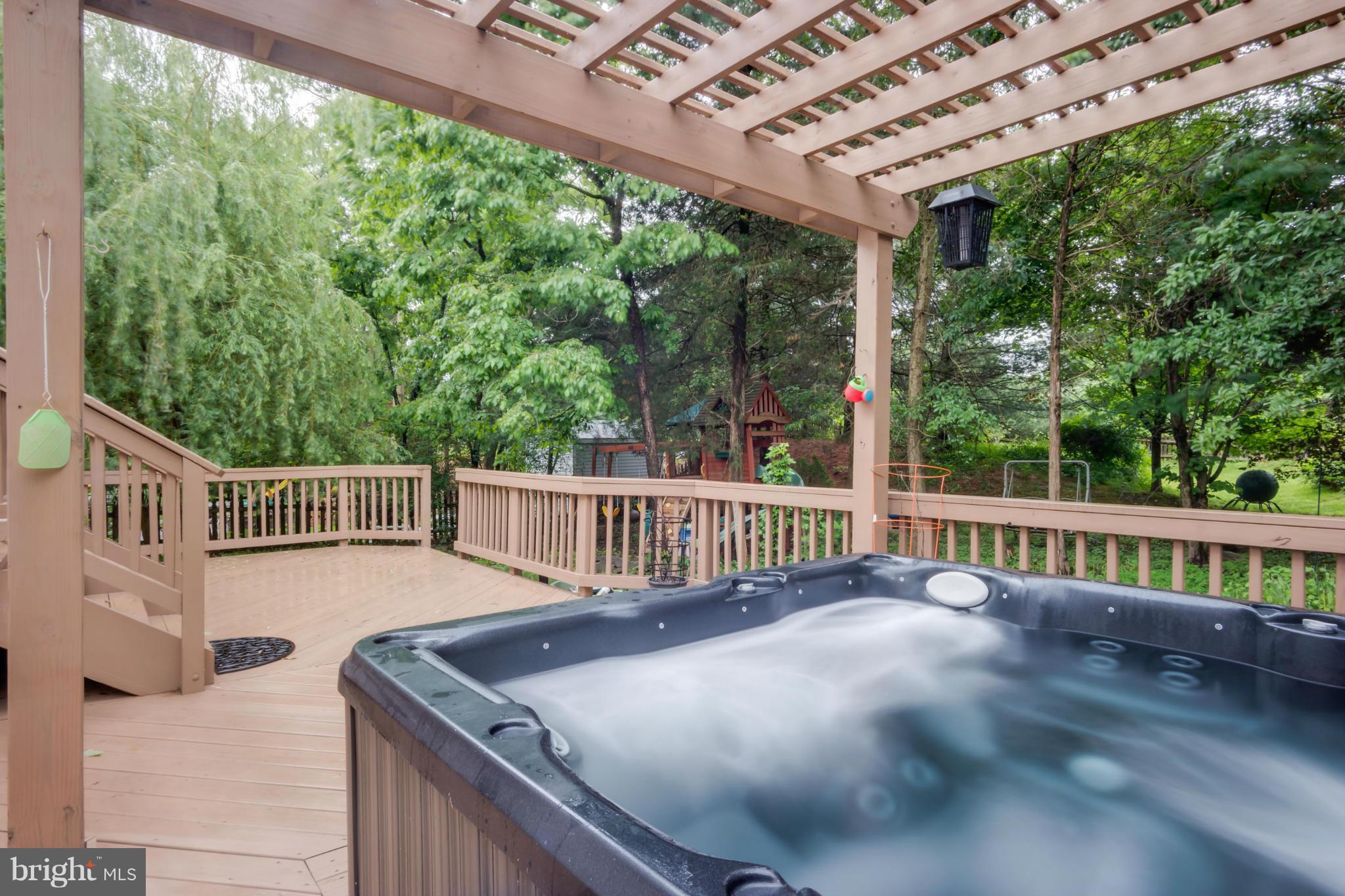 ASHBURN FARM - Residential