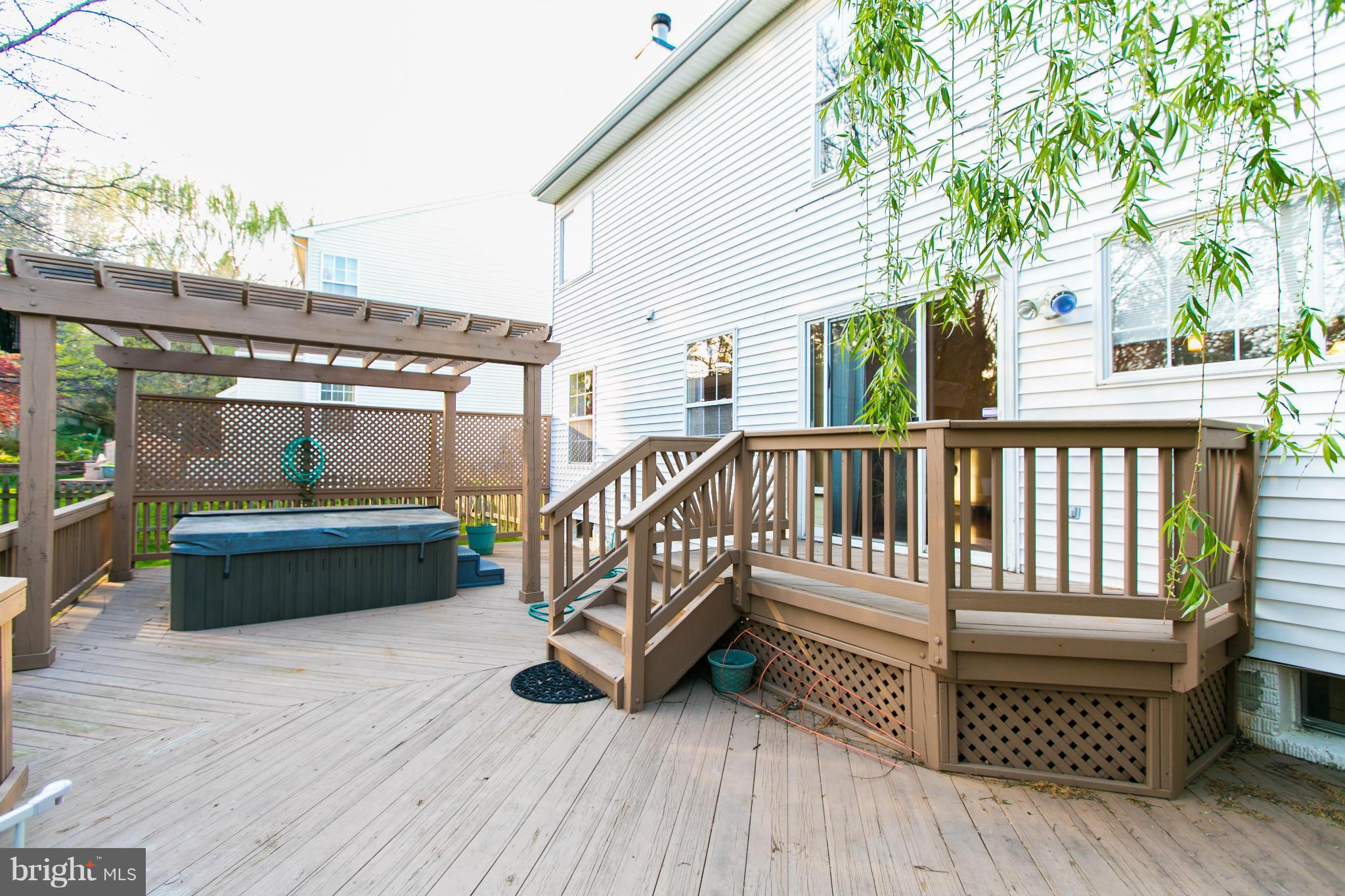 ASHBURN FARM - Residential