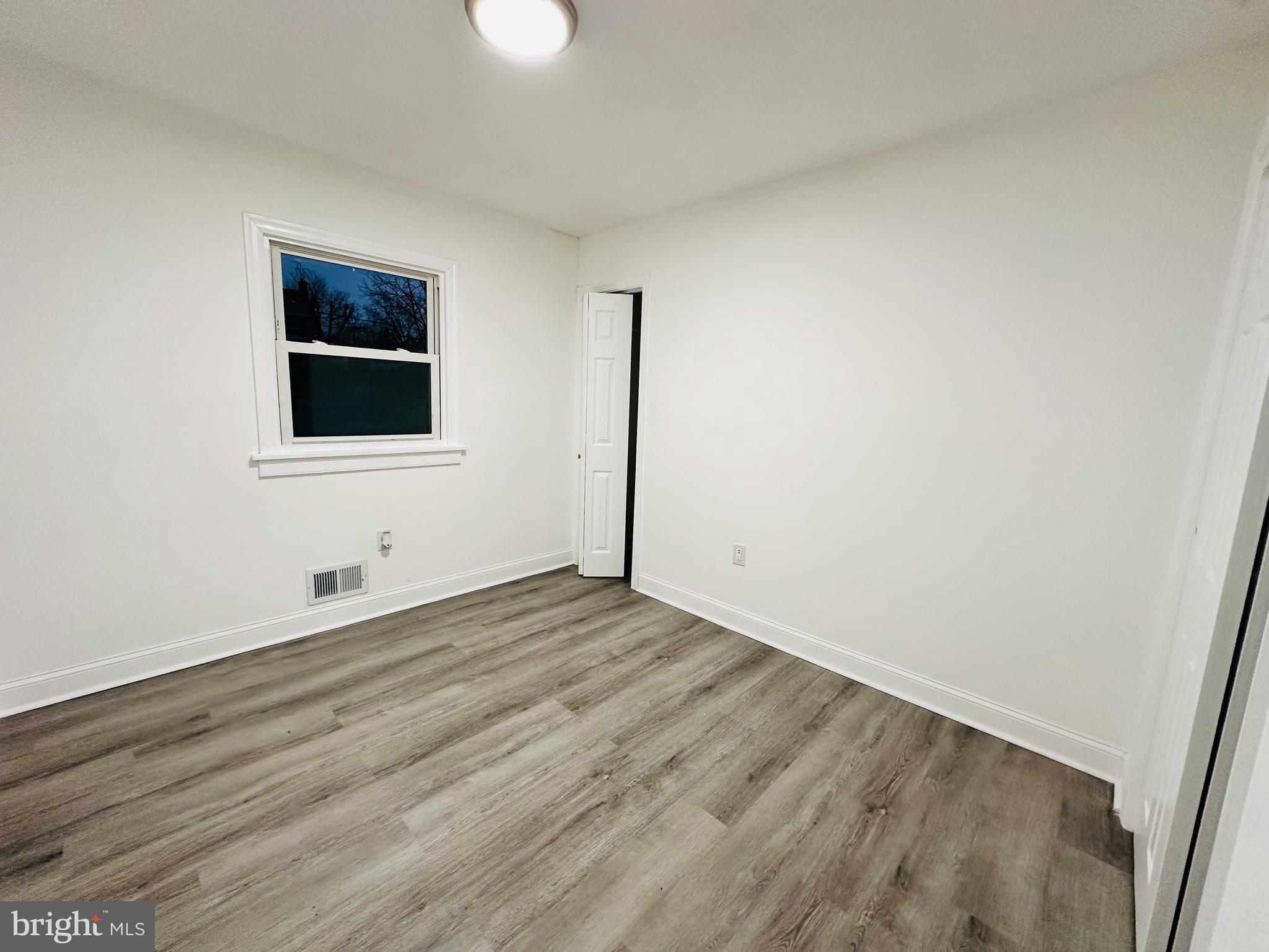 BOWLING GREEN - Residential