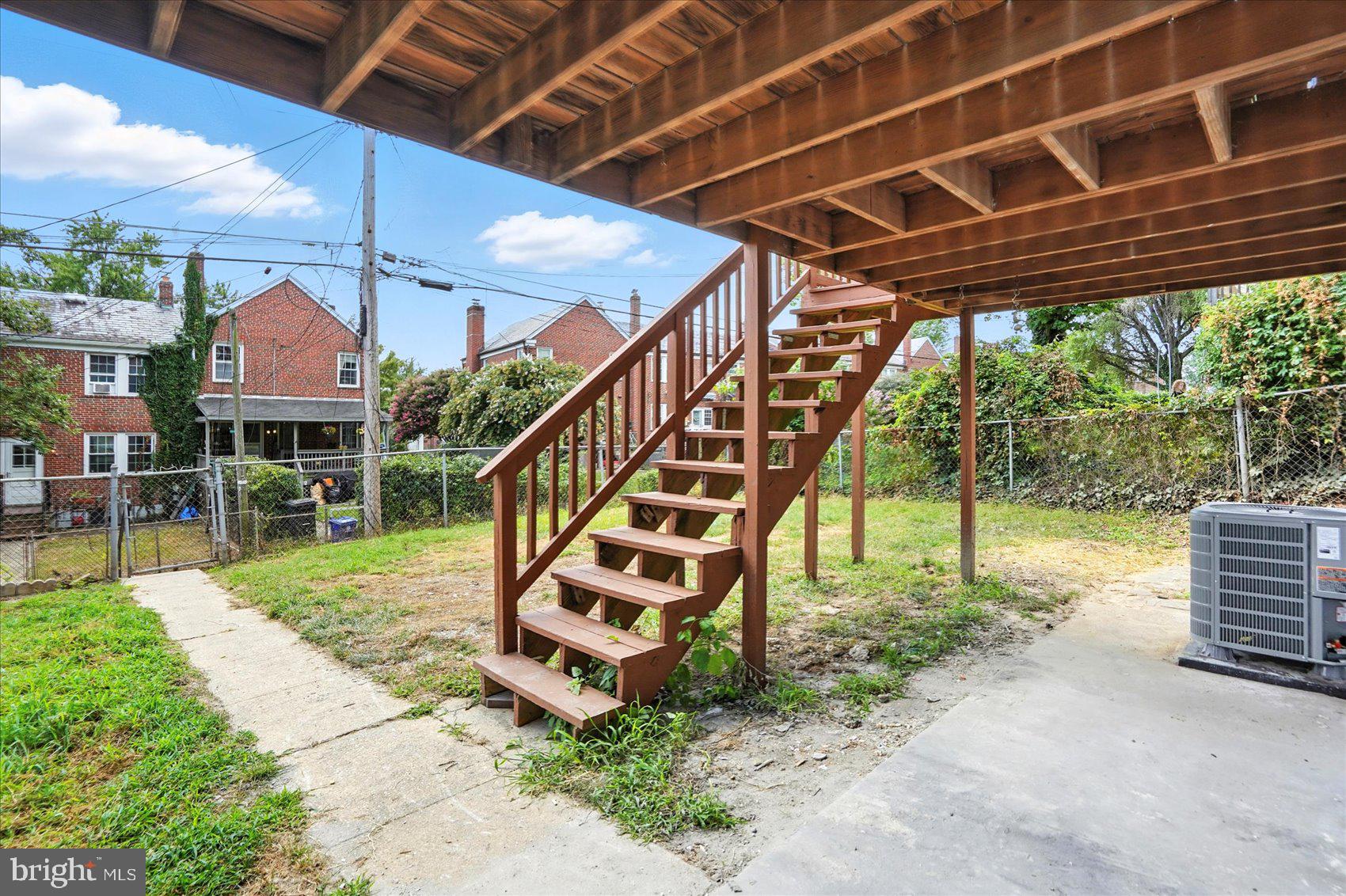 ACADEMY HEIGHTS - Residential