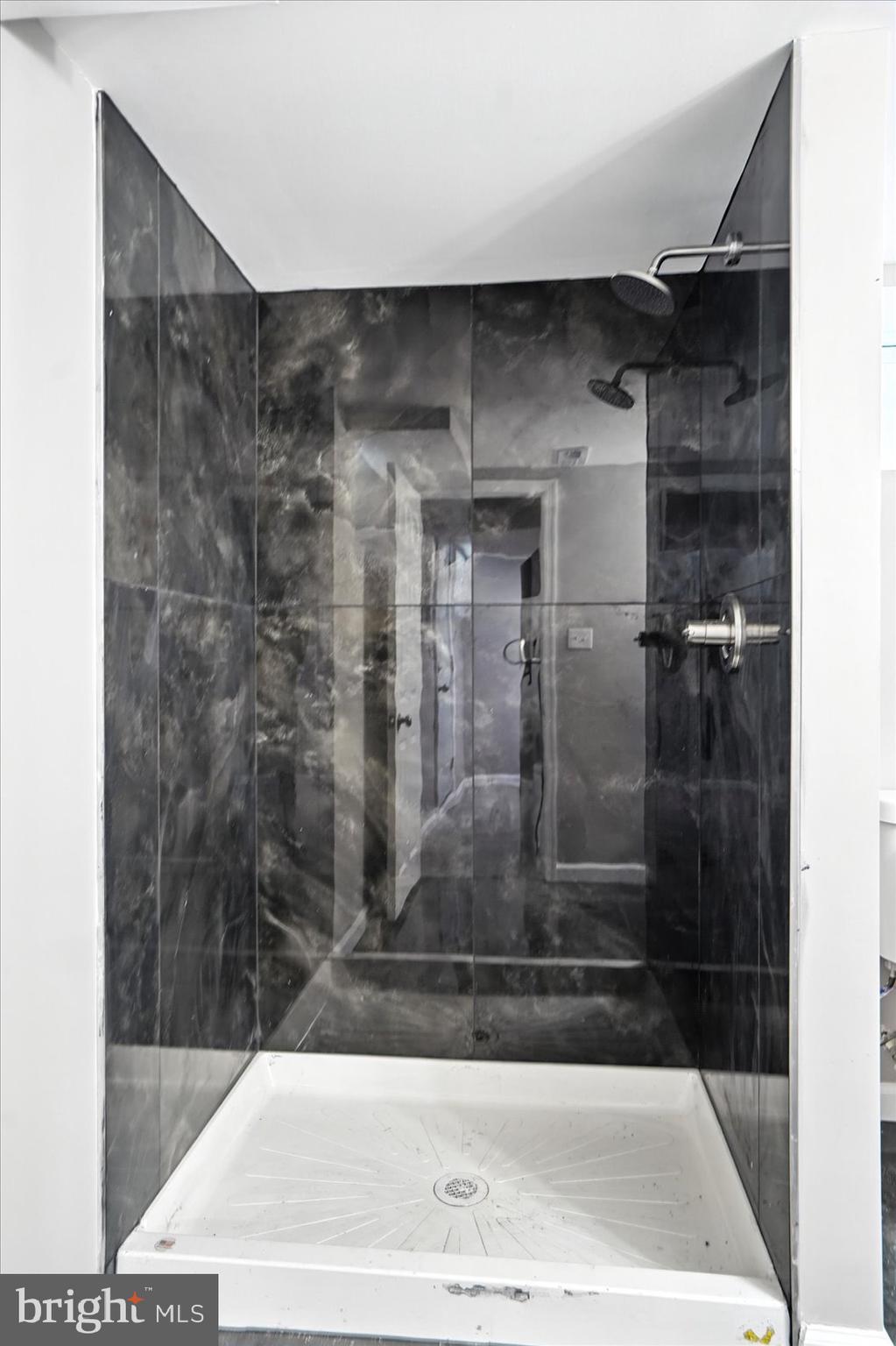 ACADEMY HEIGHTS - Residential