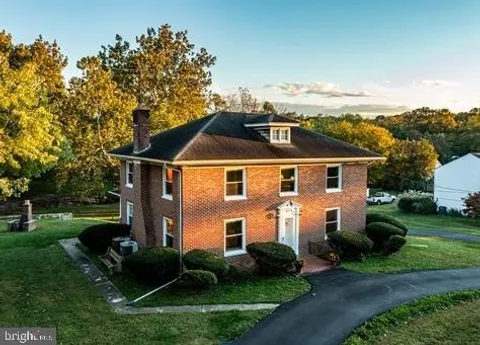 218 W Locust Street, Oxford, PA 19363 - MLS#: PACT2096452