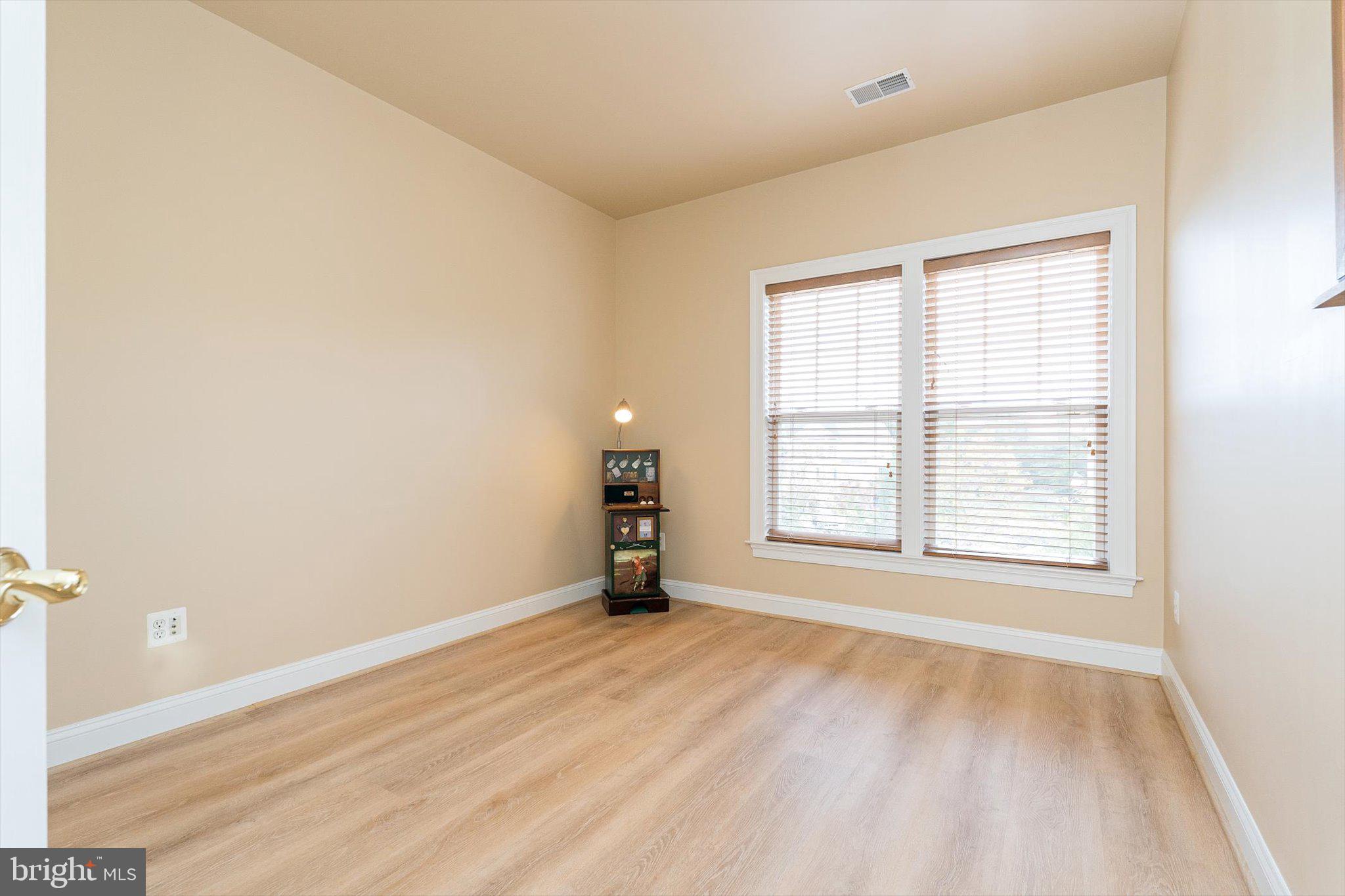 LAKES AT RED ROCK - Residential