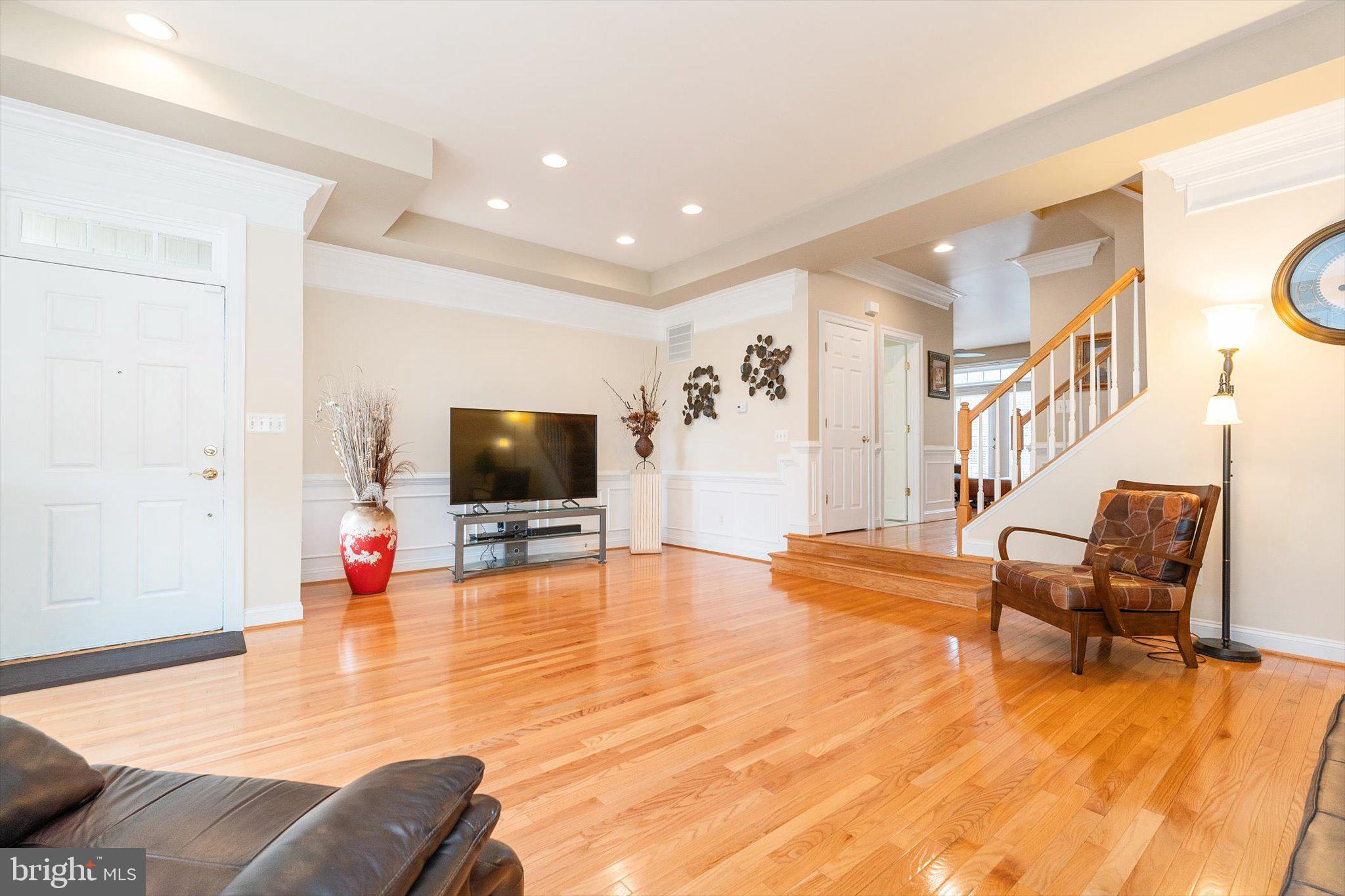 LAKES AT RED ROCK - Residential