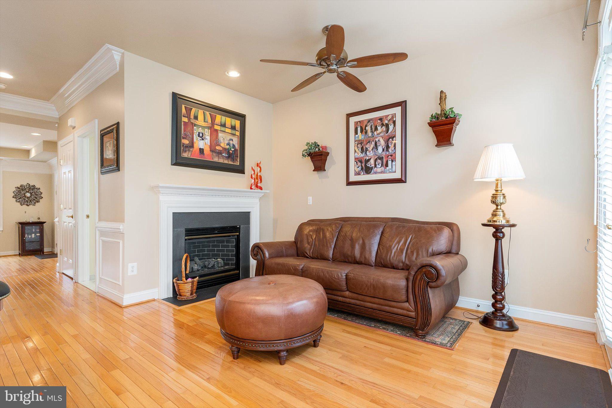 LAKES AT RED ROCK - Residential