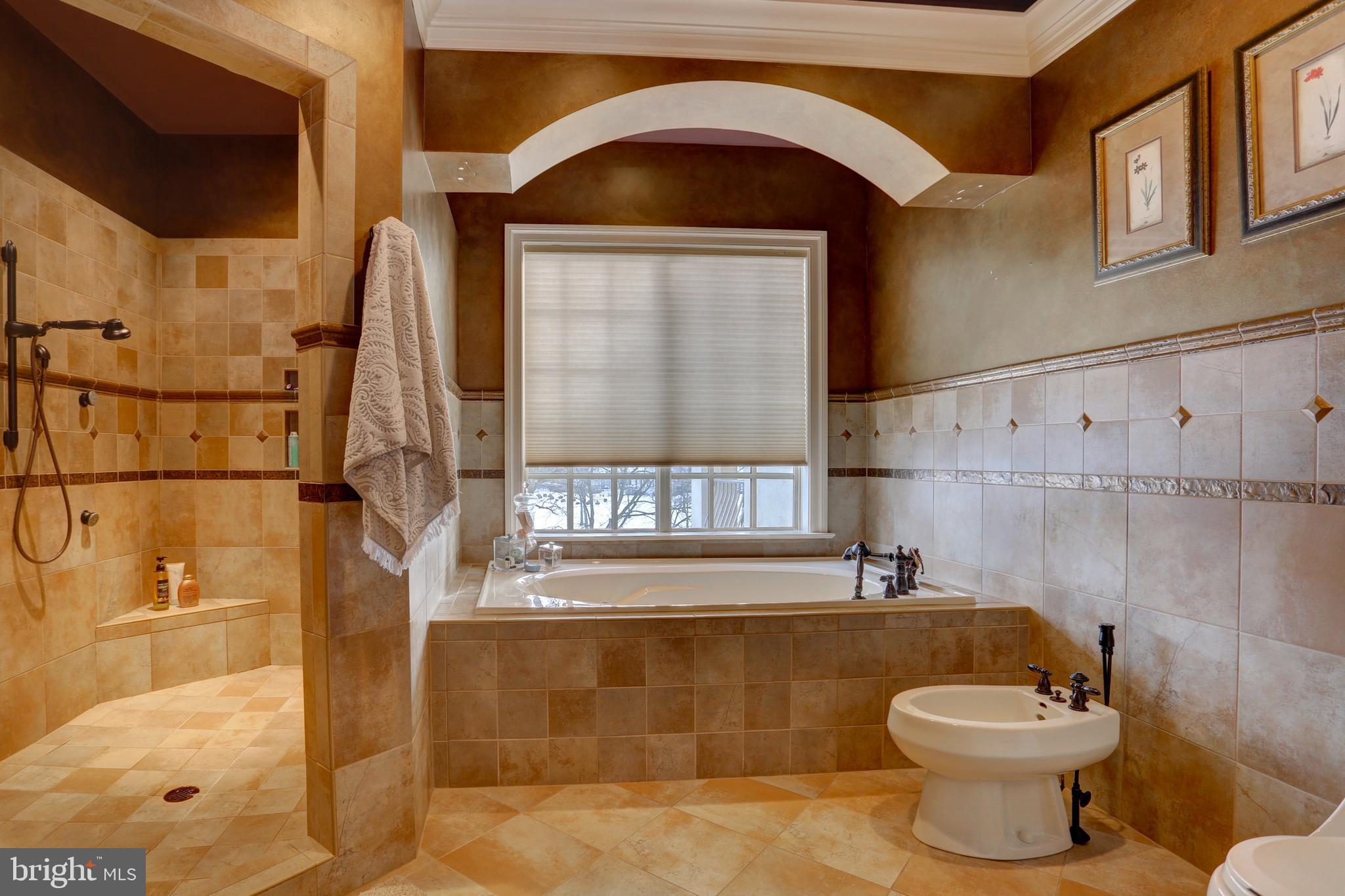 BENT CREEK - Residential