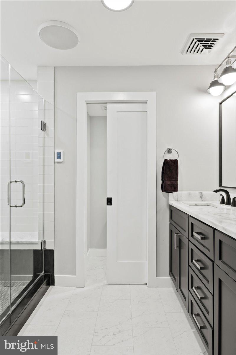 VILLAGE SHIRES - Residential