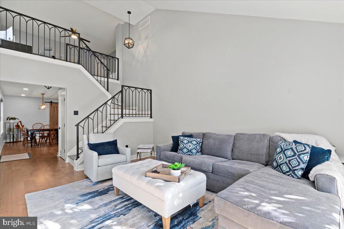 VILLAGE SHIRES - Residential