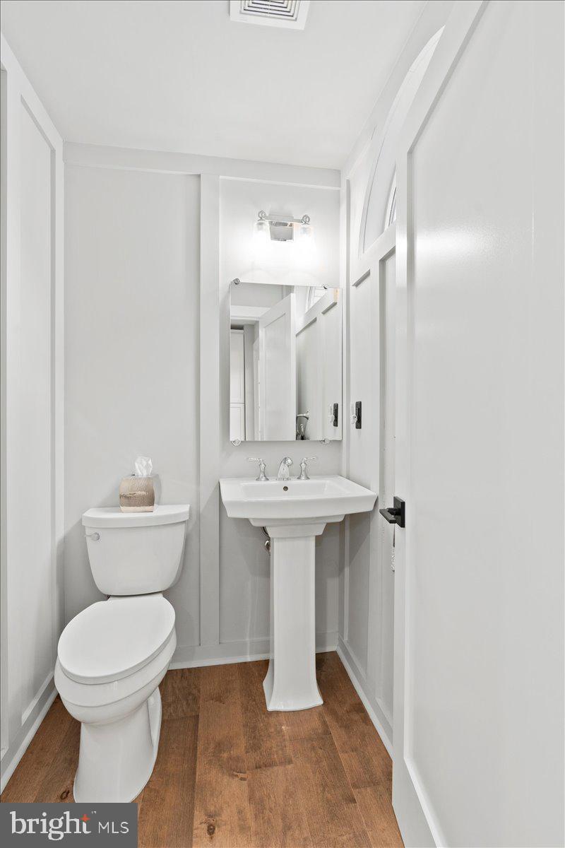 VILLAGE SHIRES - Residential