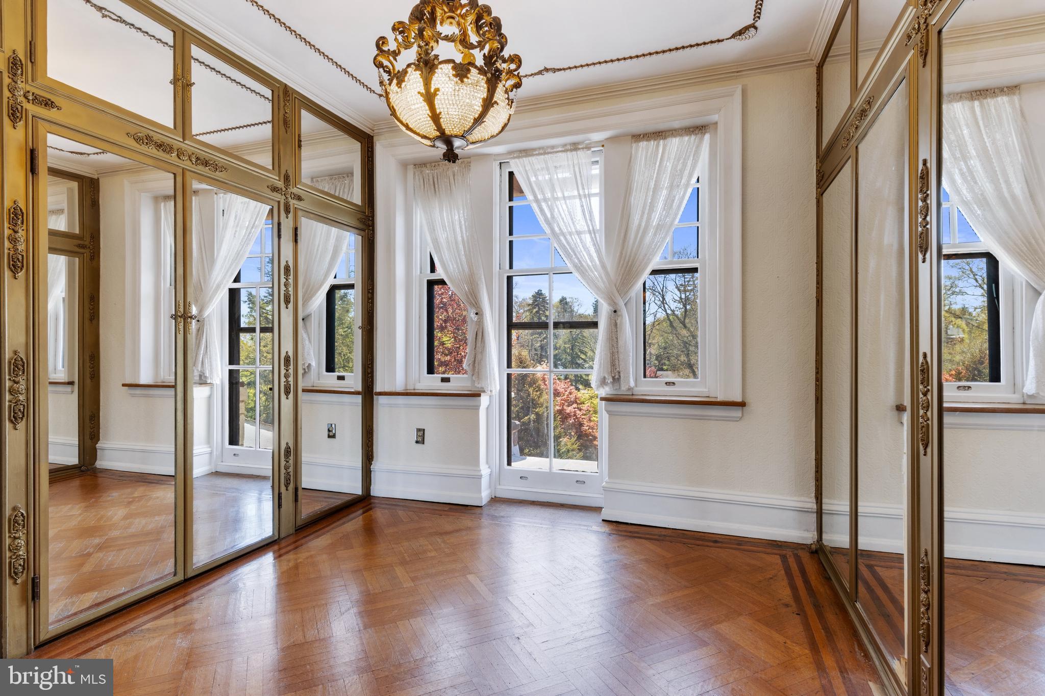 WEST CHESTER BORO - Residential