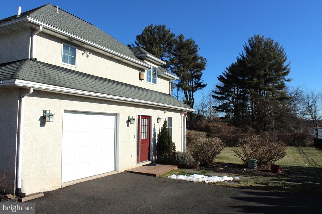 Photo of 40 Hidden Cove Drive, SOUTHAMPTON, PA 18966 (MLS # PABU2111942)