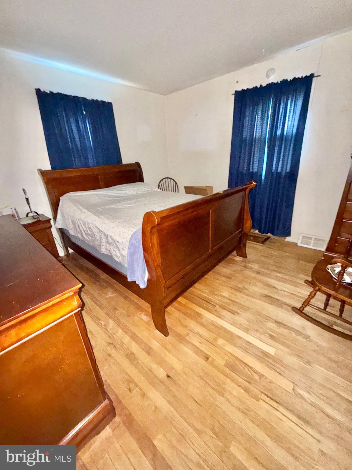 SOUTHGATE - Residential