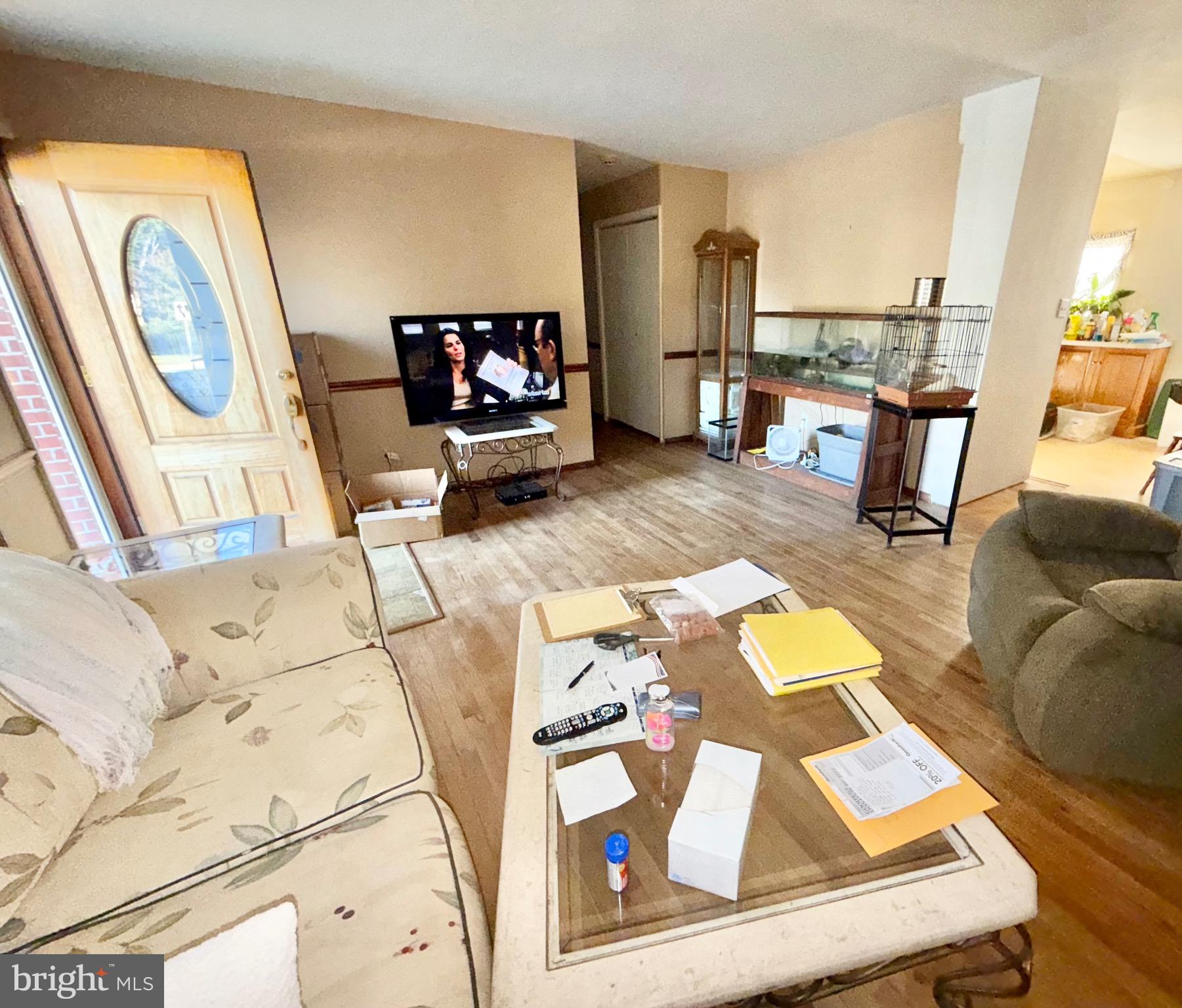 SOUTHGATE - Residential