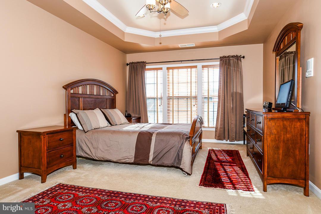 LAUREL HIGHLANDS - Residential