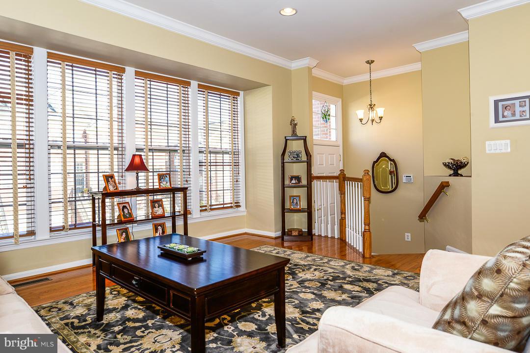 LAUREL HIGHLANDS - Residential