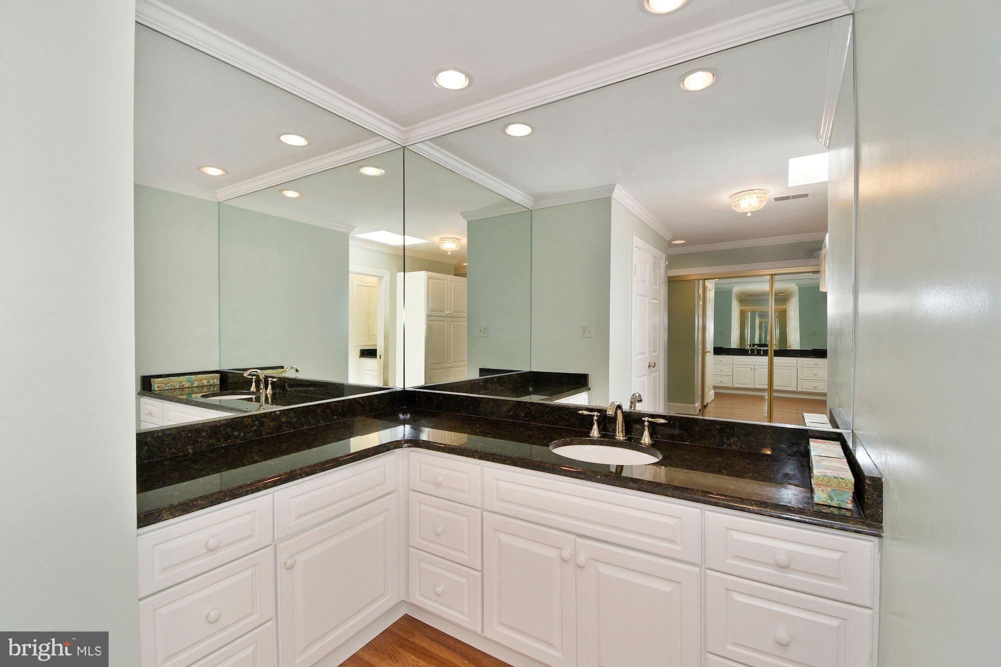 COUNTRYSIDE - Residential