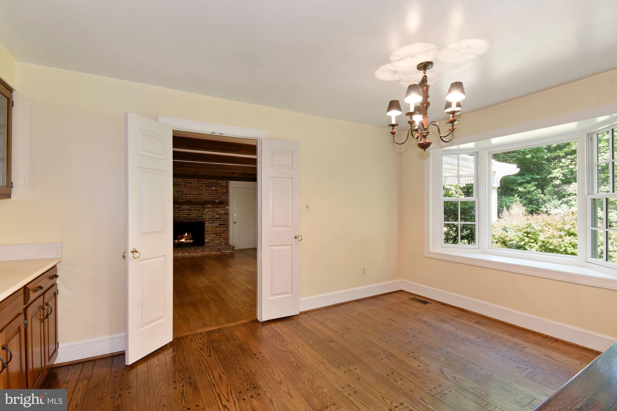 COUNTRYSIDE - Residential