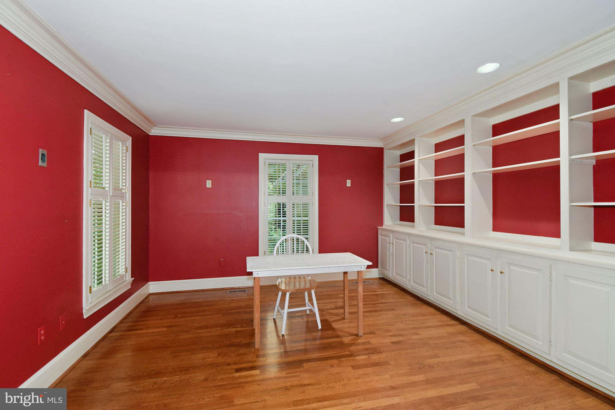 COUNTRYSIDE - Residential