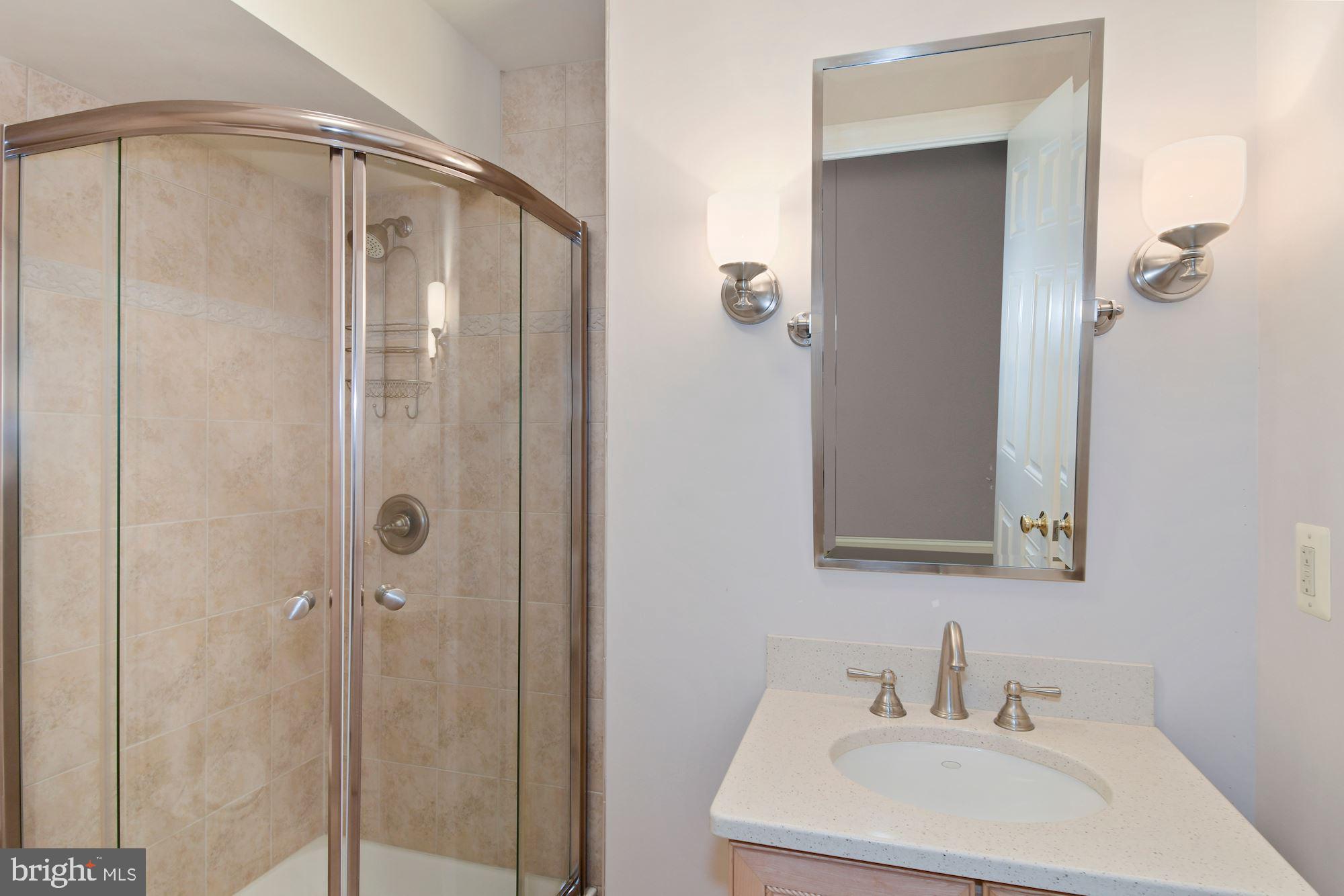 COUNTRYSIDE - Residential