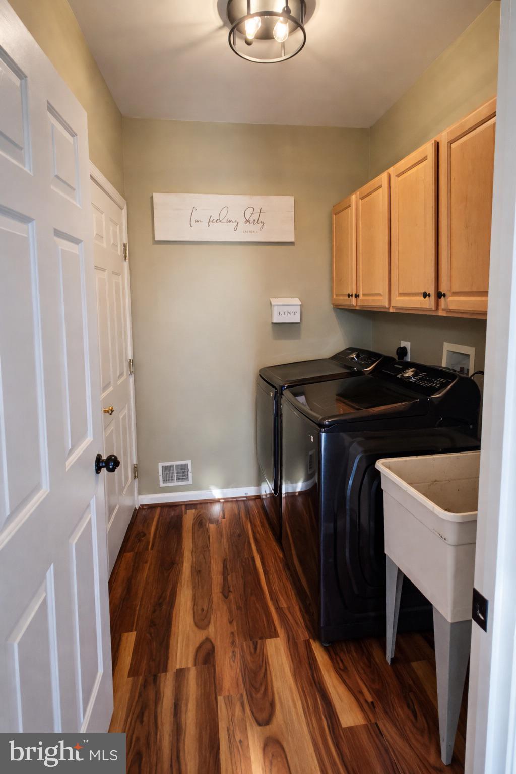 WILLOW BROOK - Residential