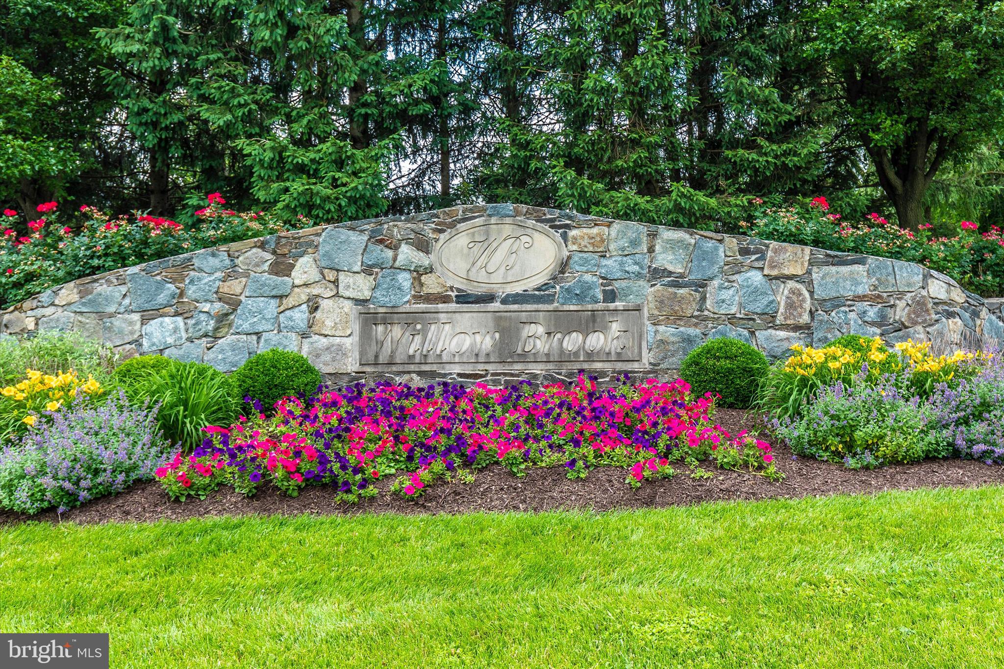 WILLOW BROOK - Residential