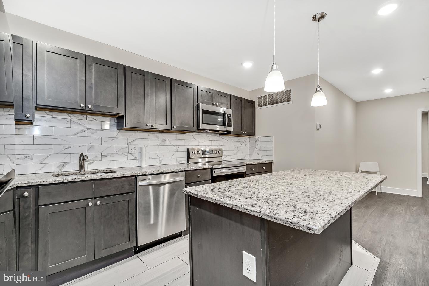 STANTON - Residential Lease