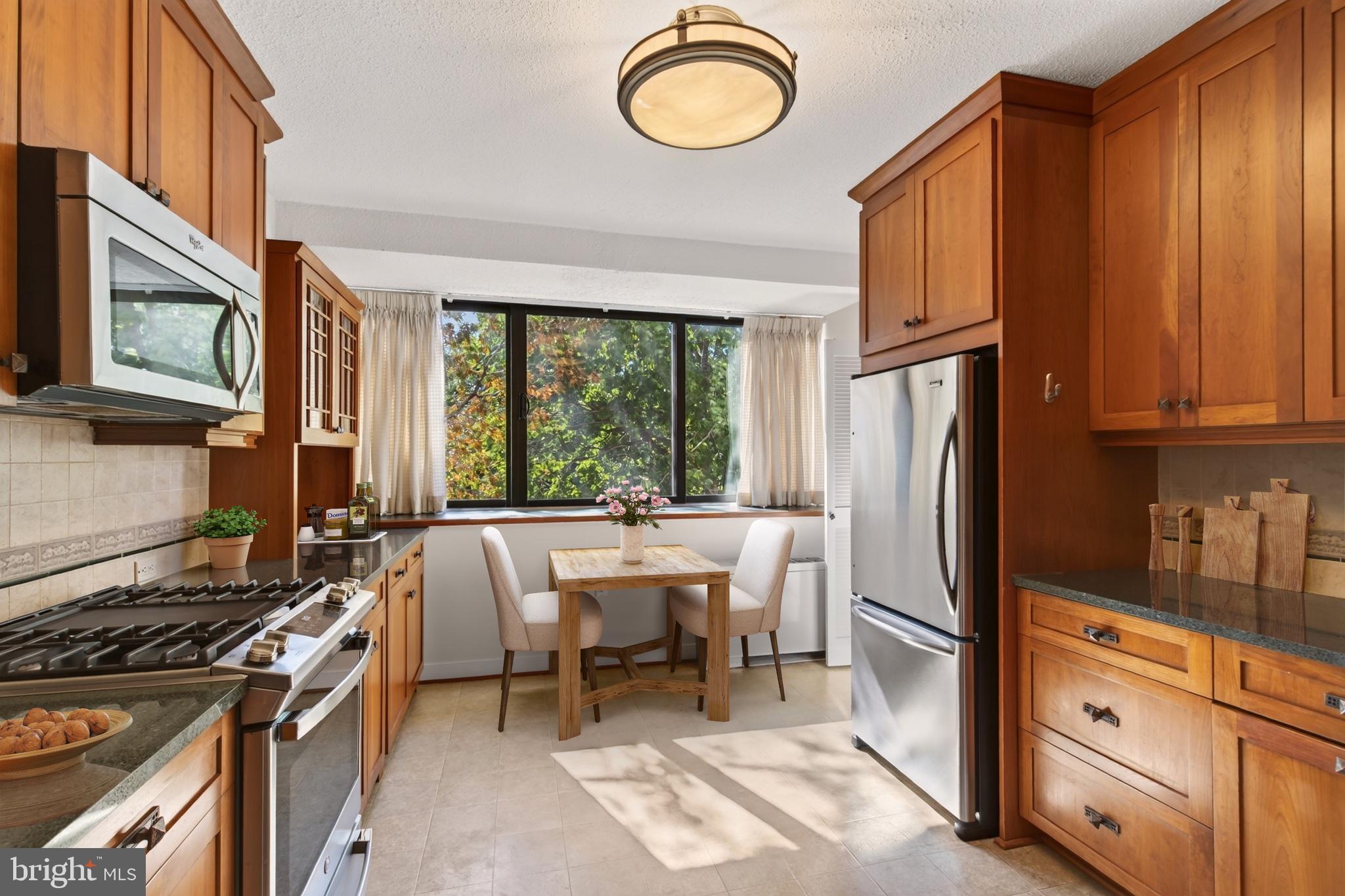 4141 N HENDERSON ROAD 210