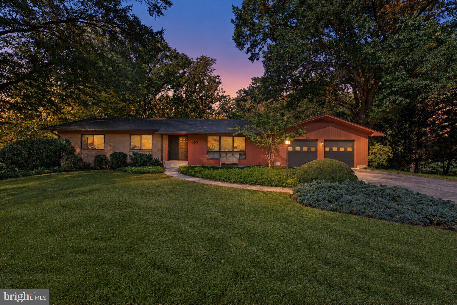 100 QUAINT ACRES DRIVE
