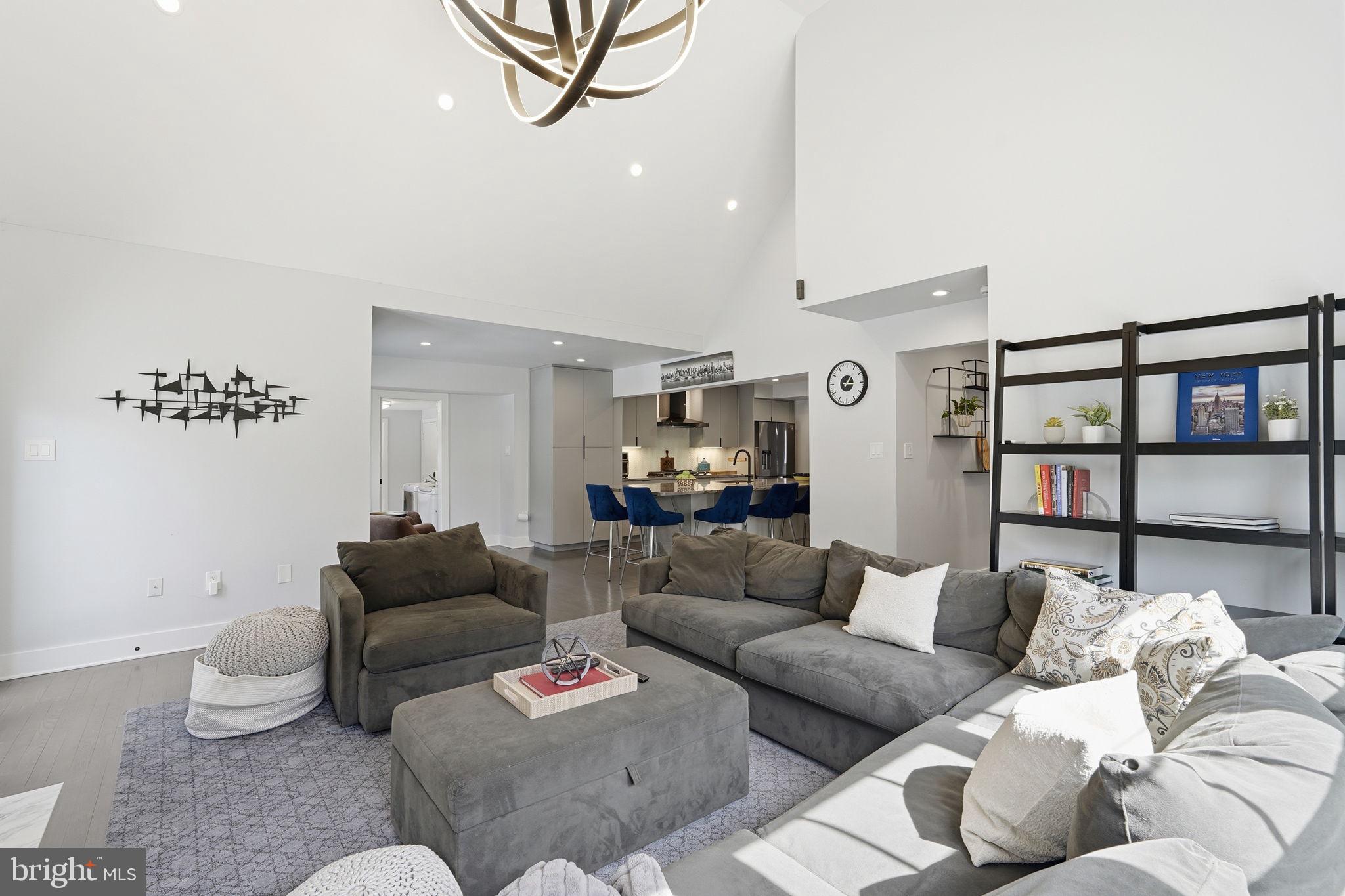 WASHINGTONIAN WOODS - Residential