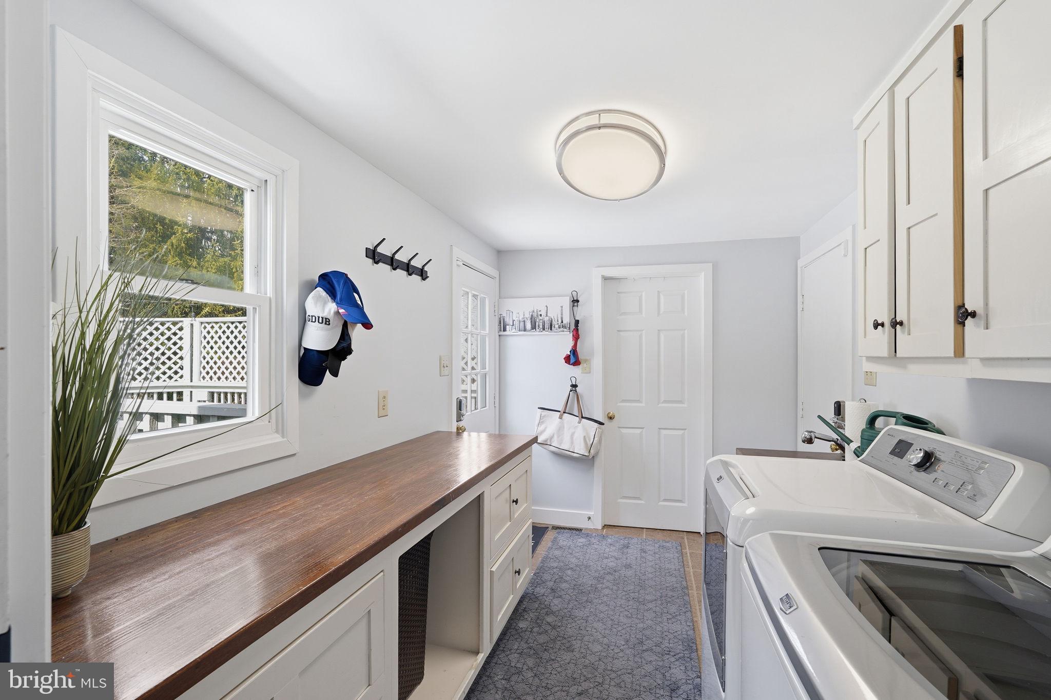 WASHINGTONIAN WOODS - Residential