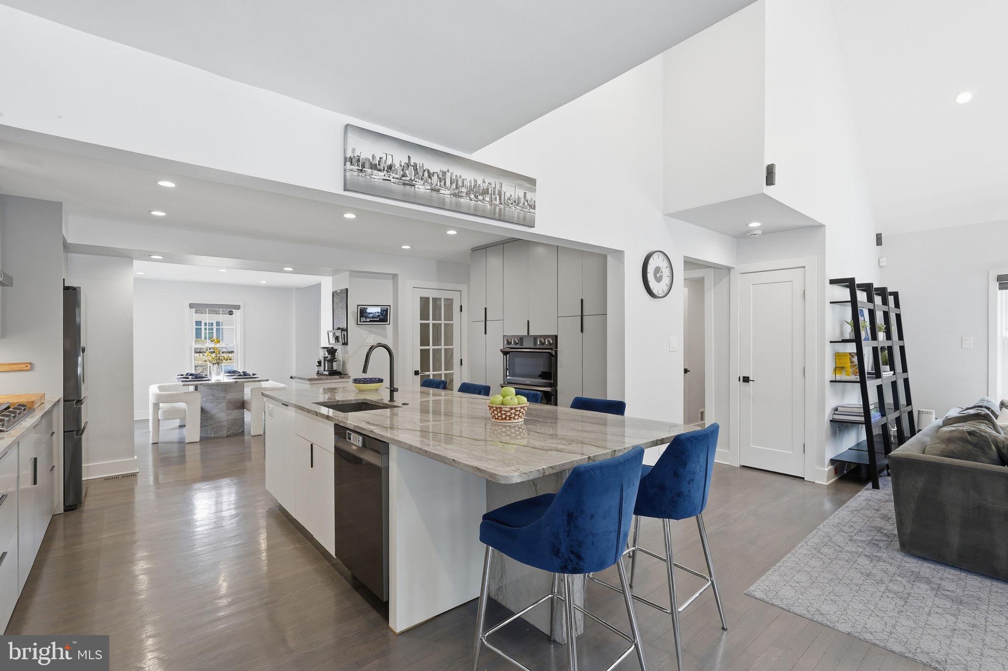 WASHINGTONIAN WOODS - Residential