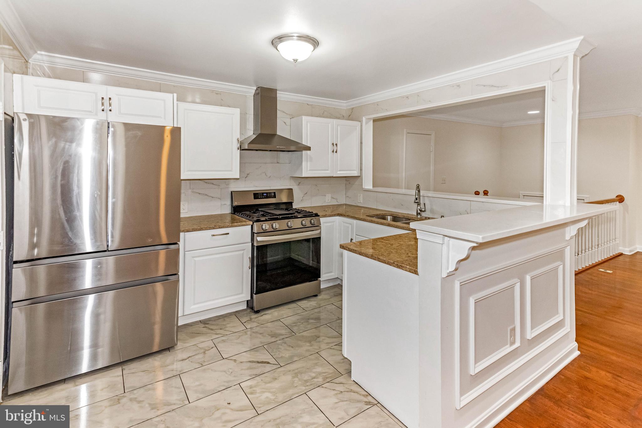 GLENARDEN WOODS - Residential