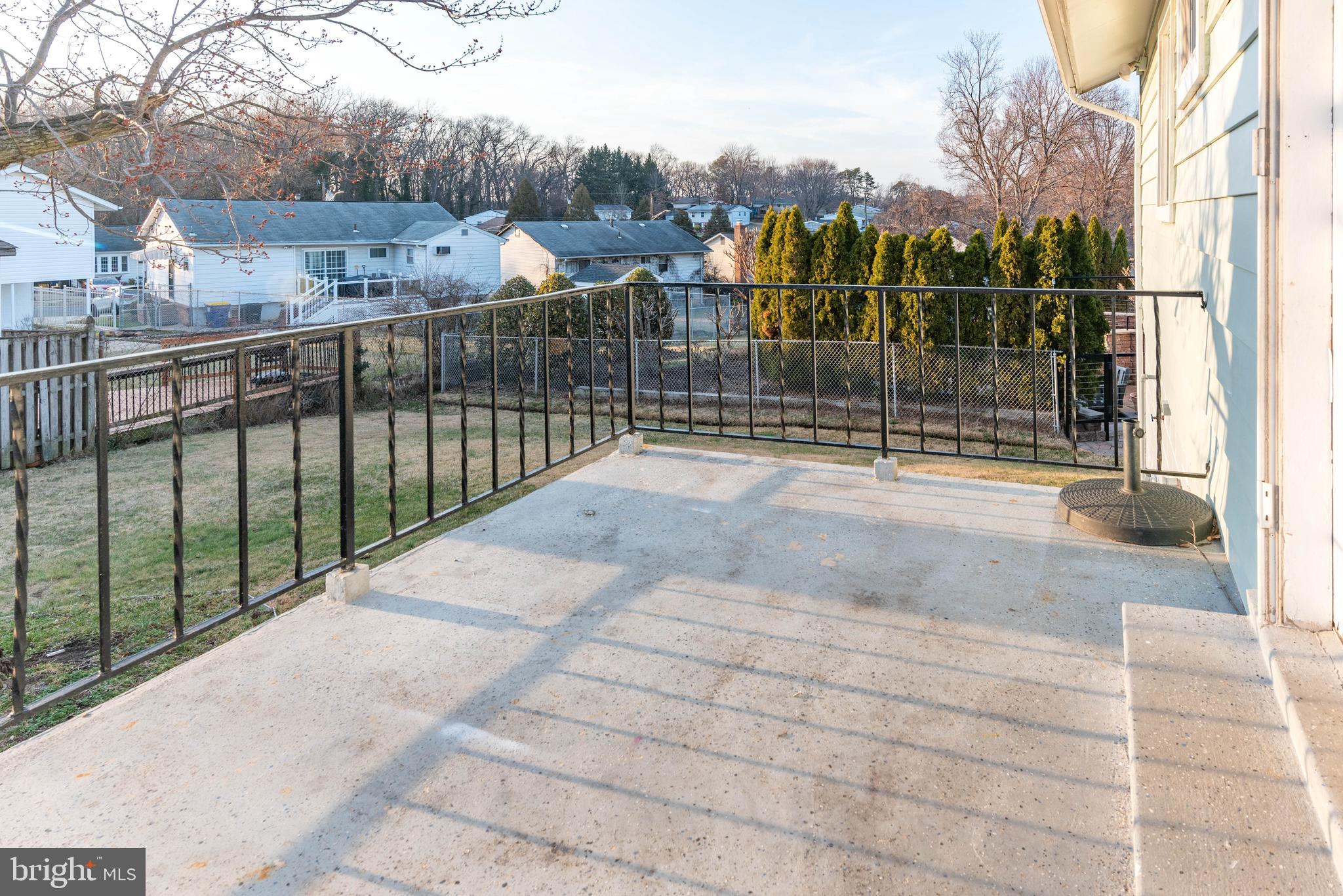 GLENARDEN WOODS - Residential