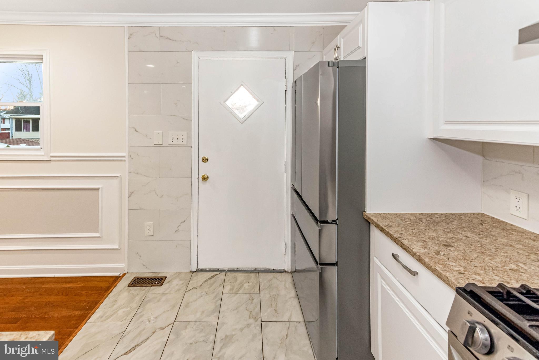 GLENARDEN WOODS - Residential