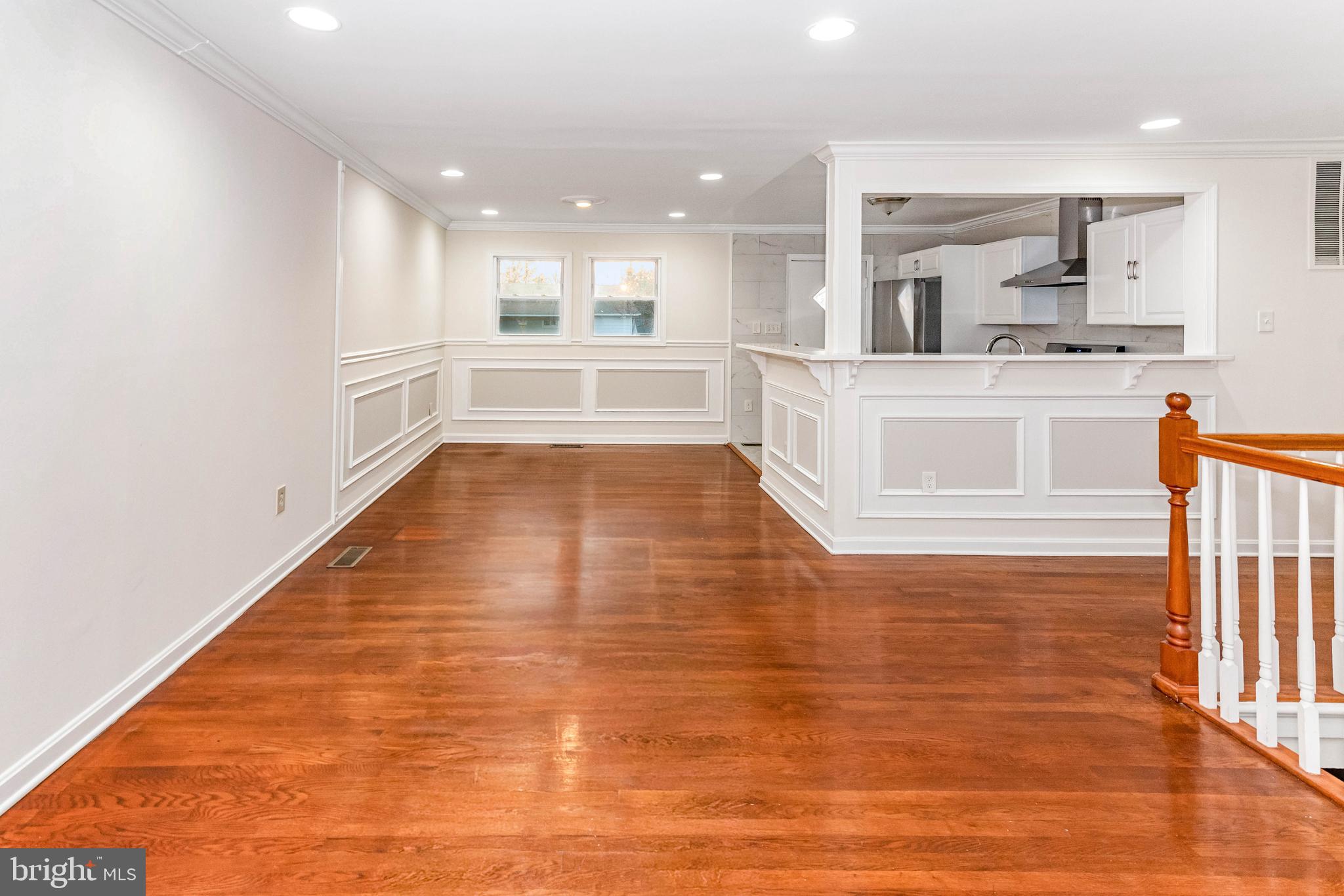 GLENARDEN WOODS - Residential