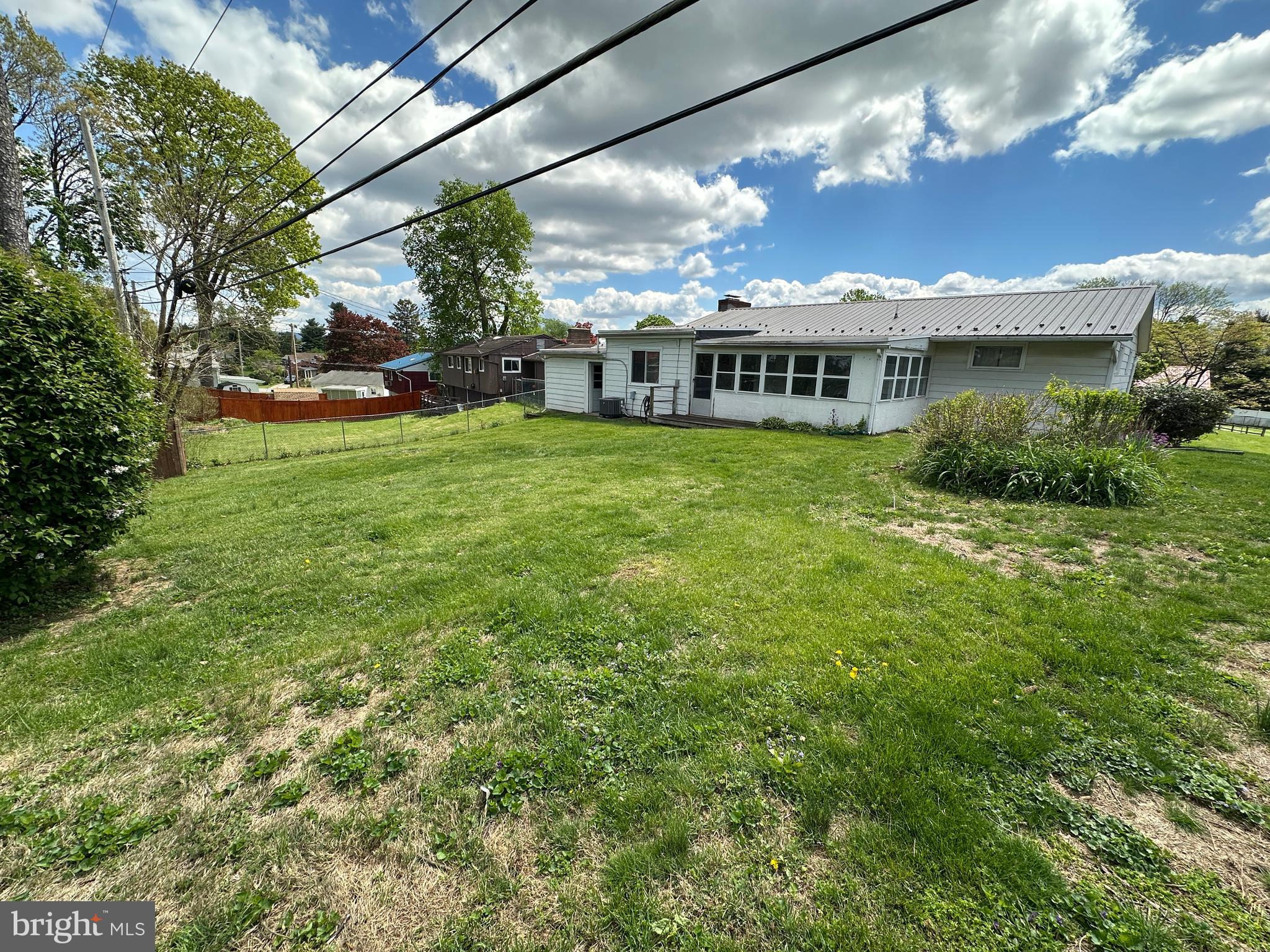 GREENBERRY HILLS - Residential