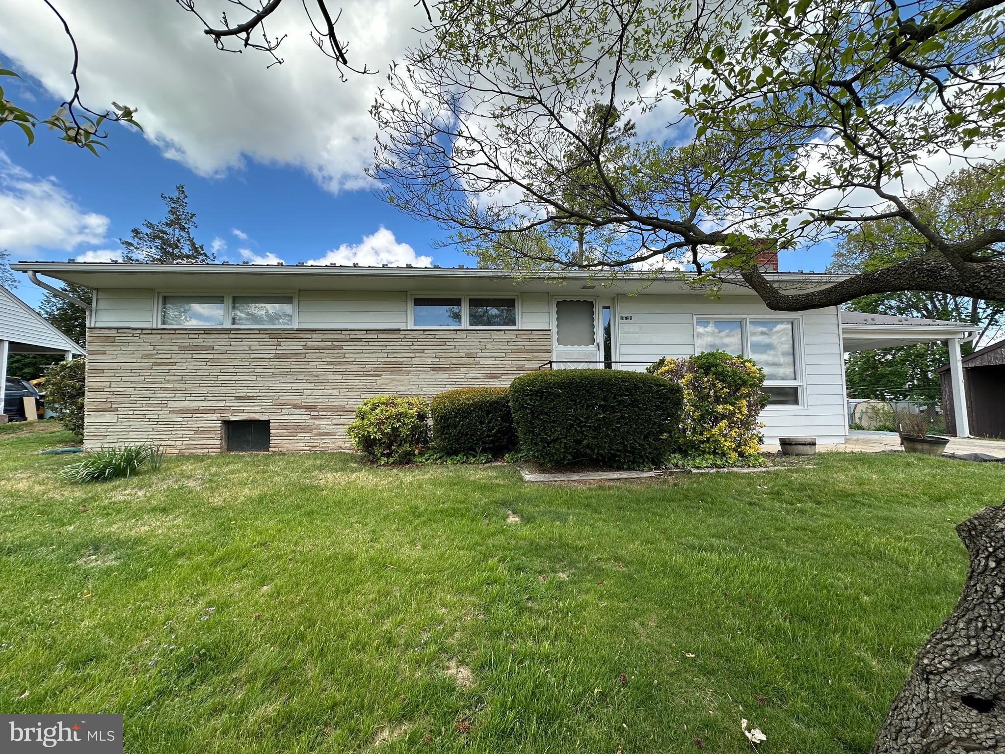 GREENBERRY HILLS - Residential
