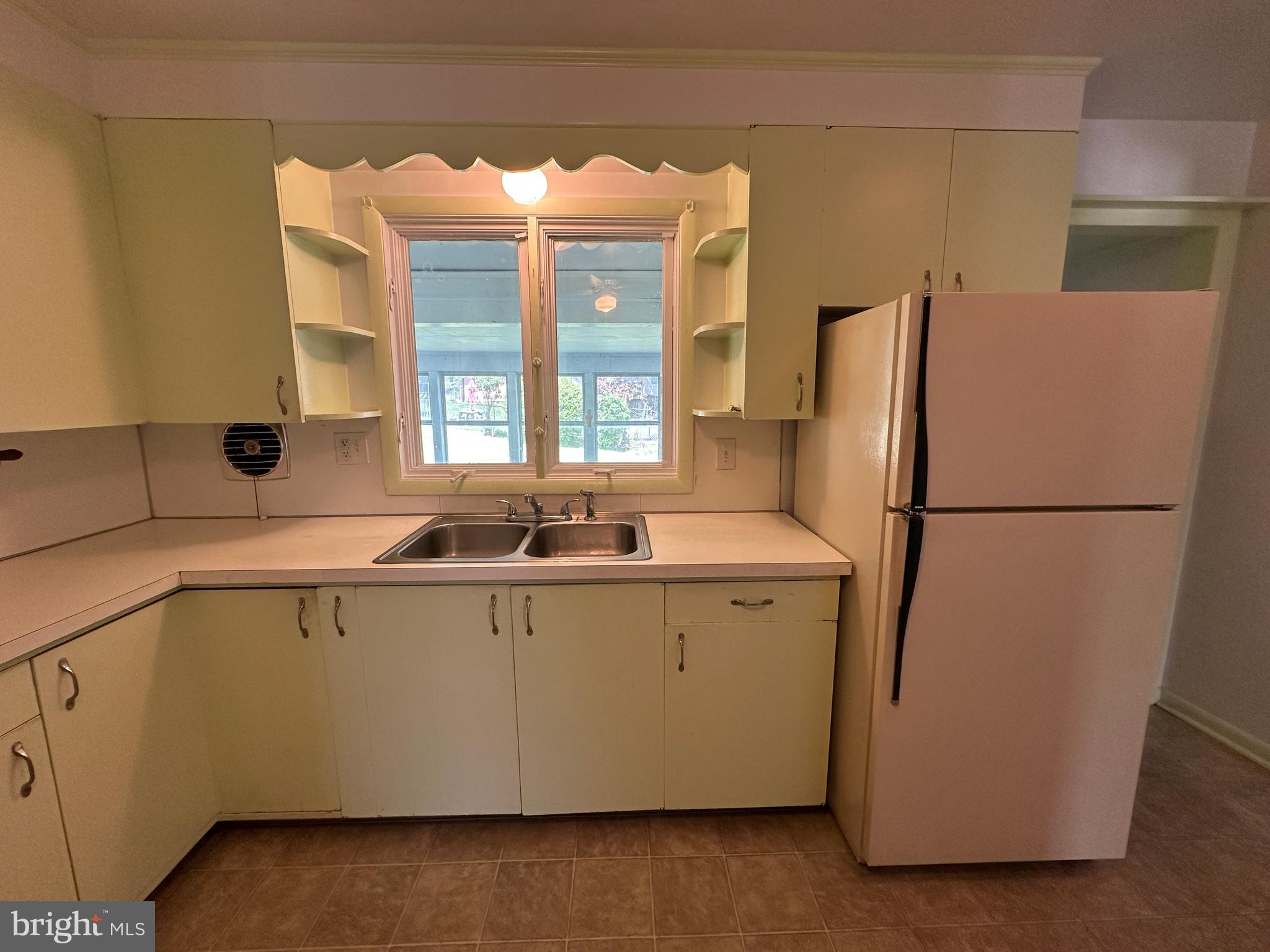 GREENBERRY HILLS - Residential