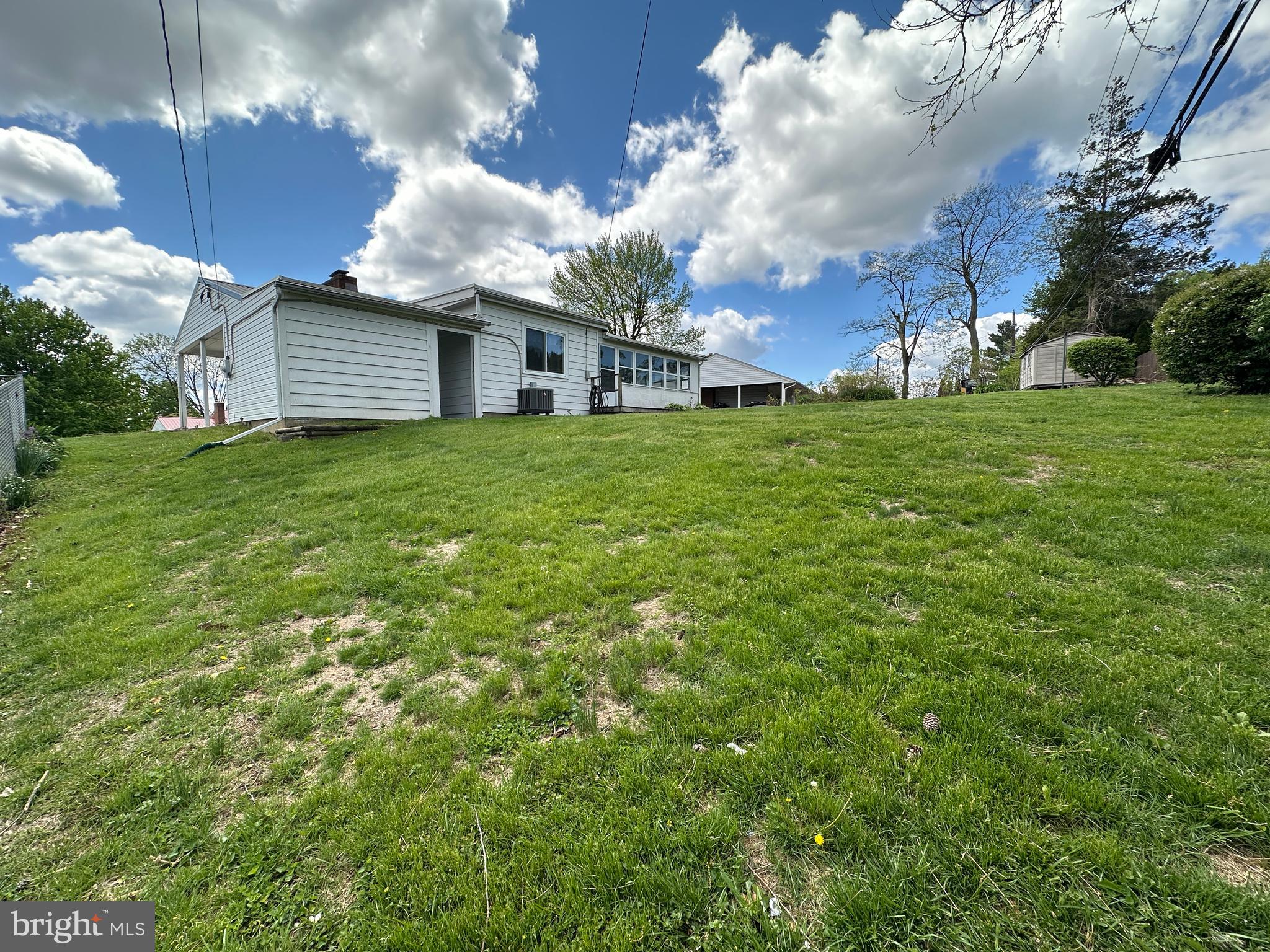 GREENBERRY HILLS - Residential