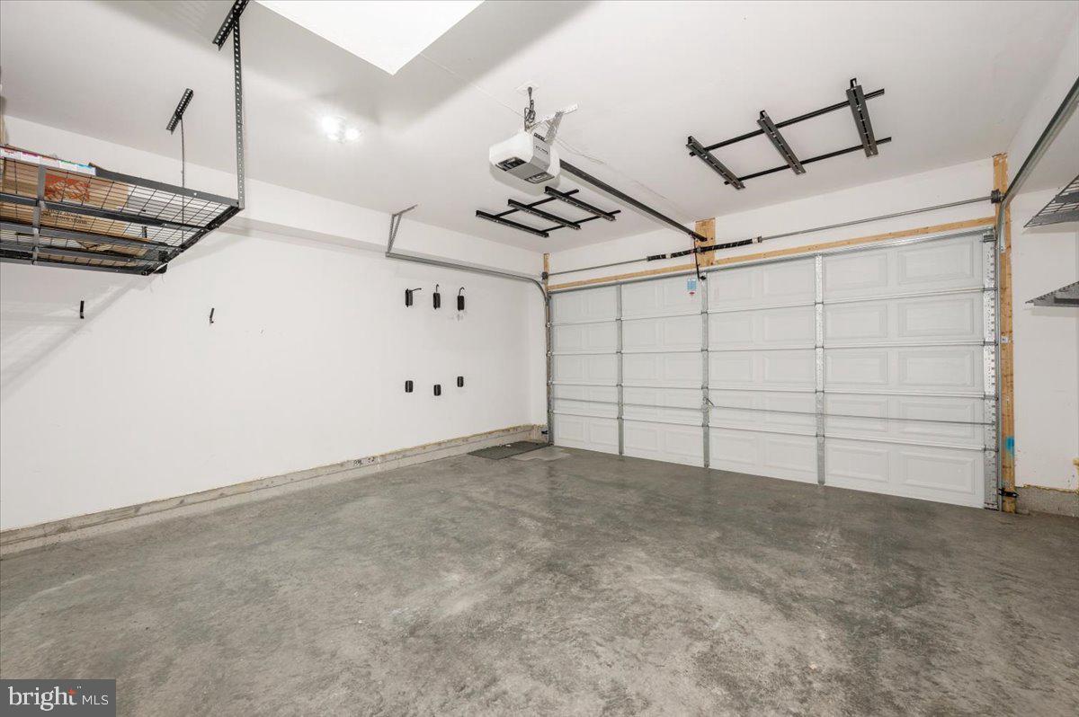 SPRING BANK - Residential