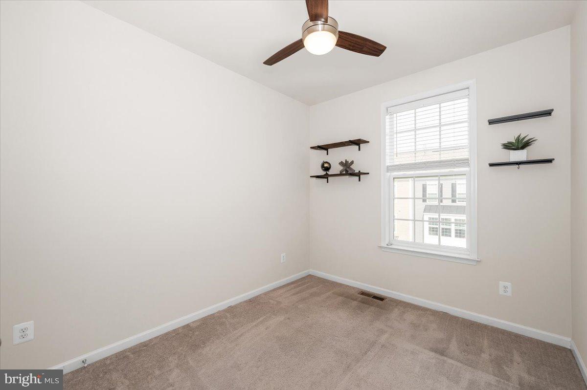 SPRING BANK - Residential