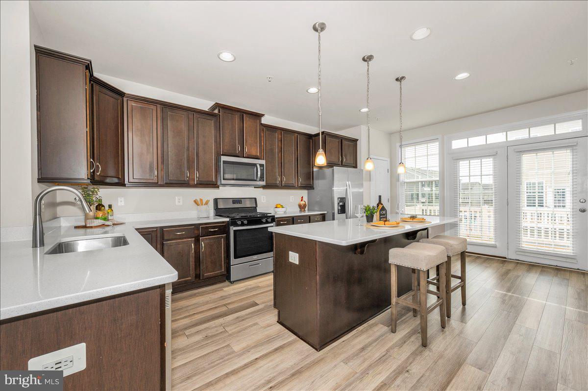 SPRING BANK - Residential